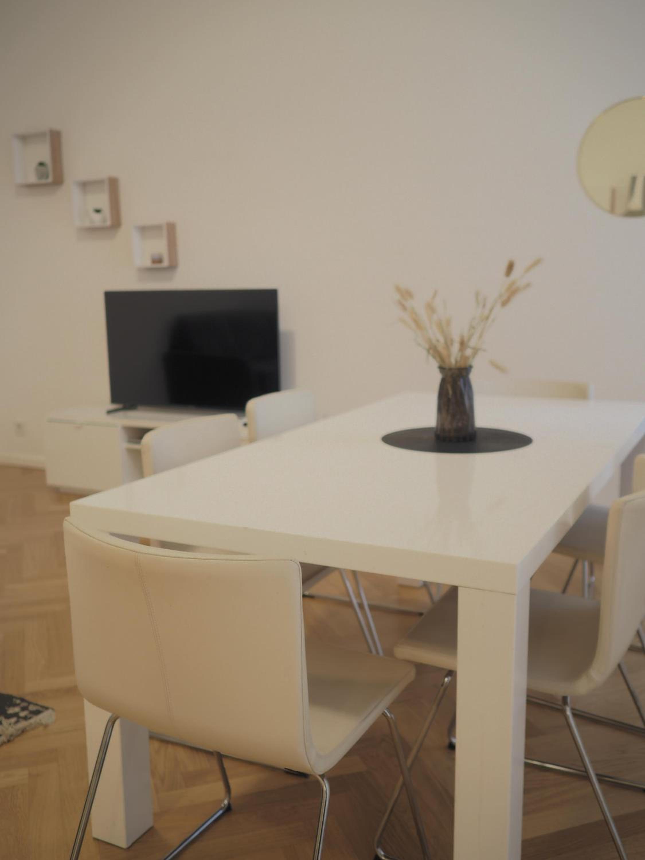 Home Sweet Home - Vienna Central