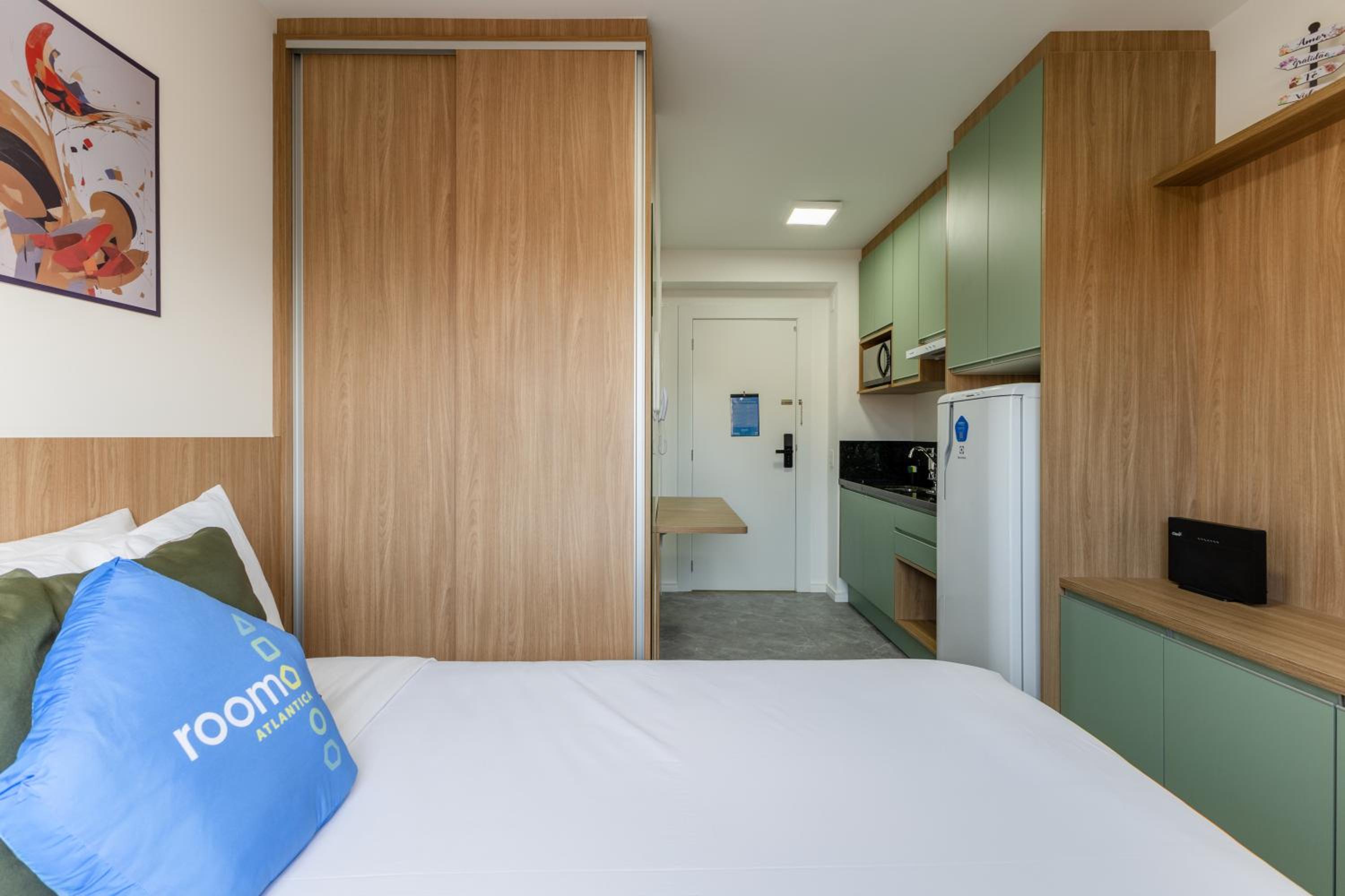 Roomo Curitiba One House Residencial