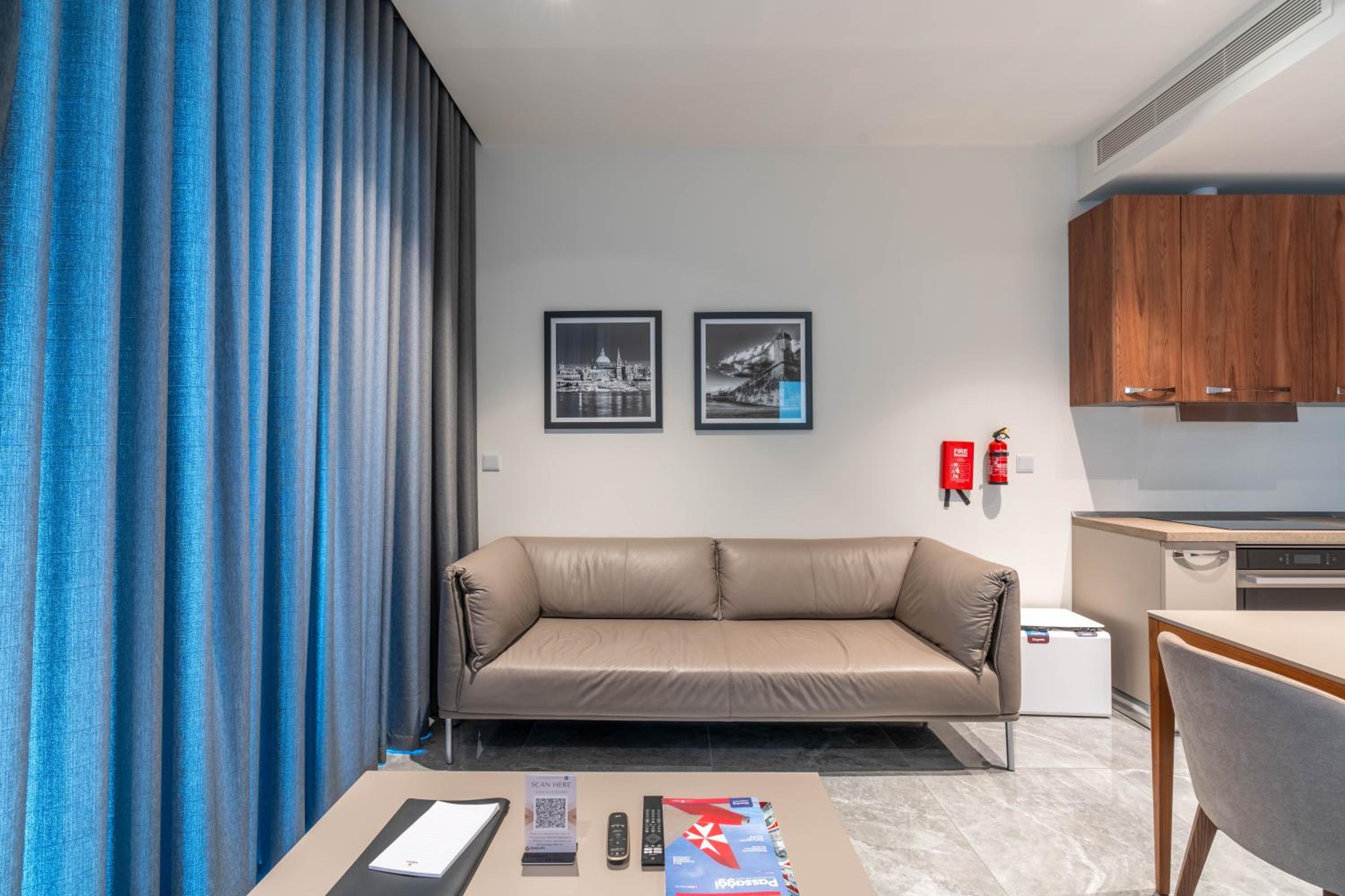 Vista Suites in Apartment in Mercury Towers photo 3