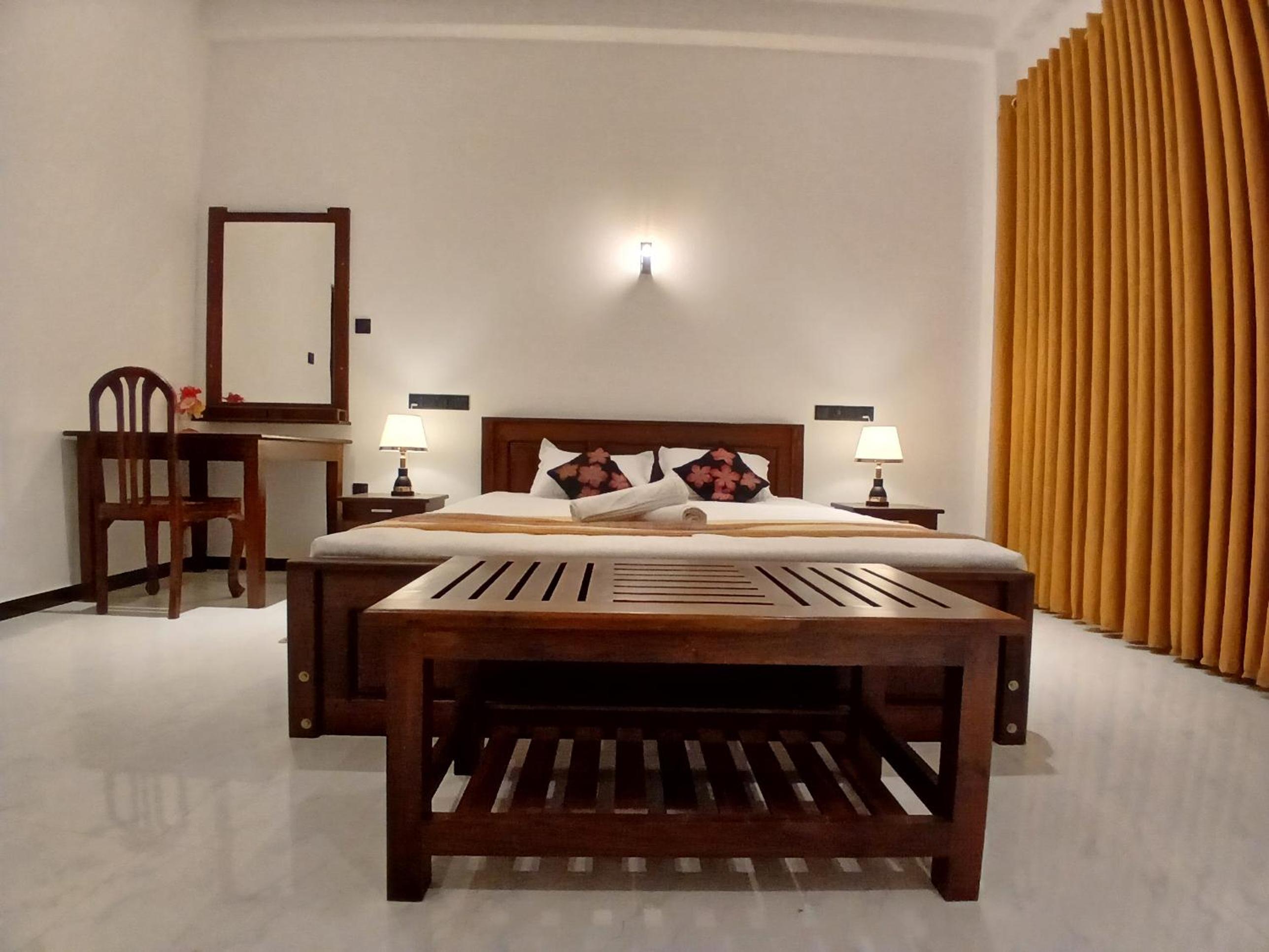 Coco Mount Residence - Hiriketiya view 2