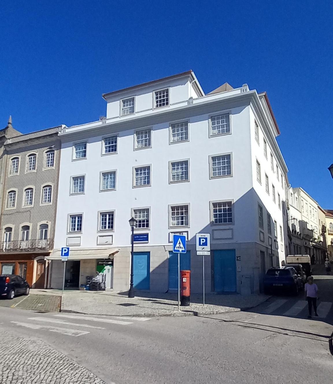 Figueira Penthouse by the Marina view 2