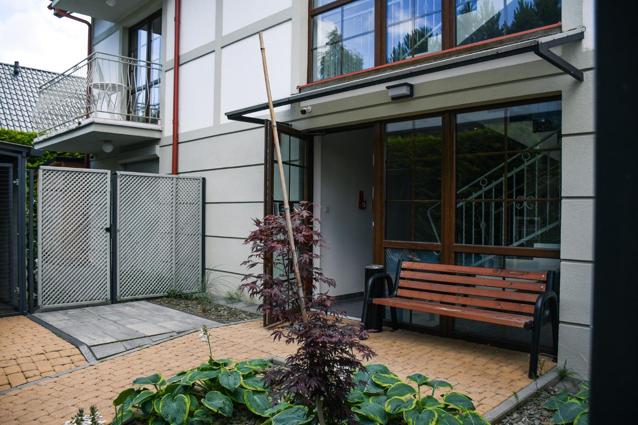 Photo 12