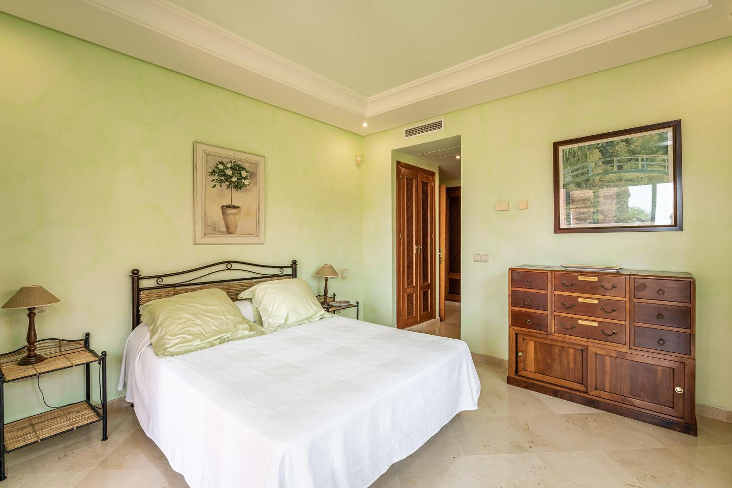 Apartamento bajo en complejo lujoso
