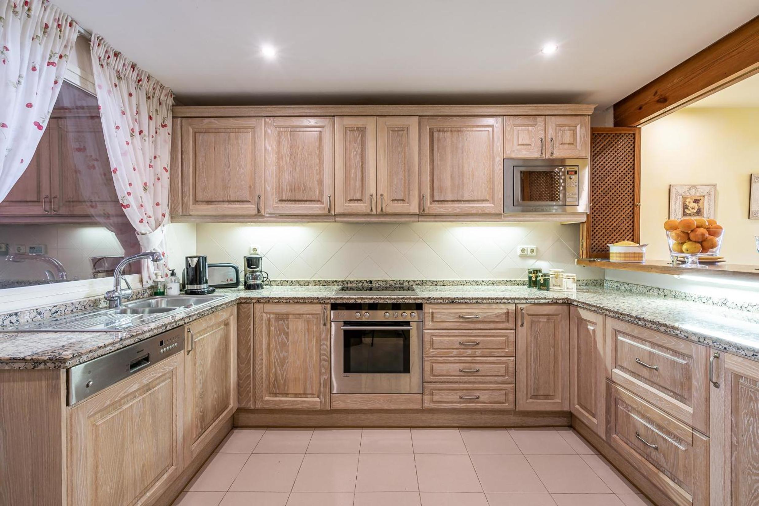 Apartamento bajo en complejo lujoso