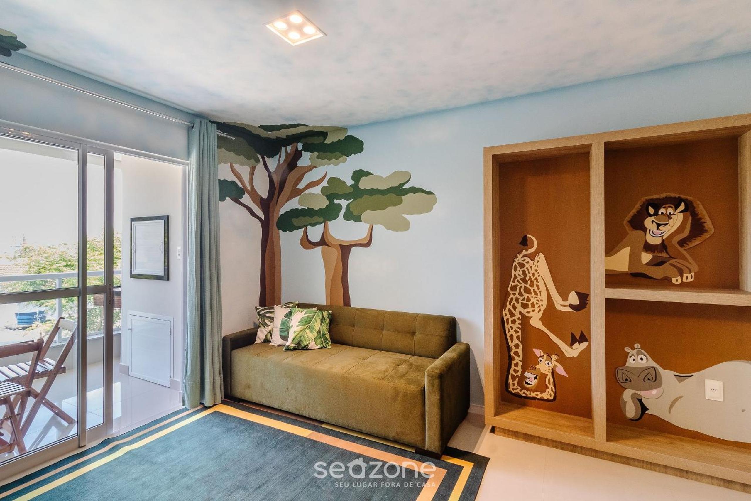 OBP - Modern Condo 600 m from the Beach