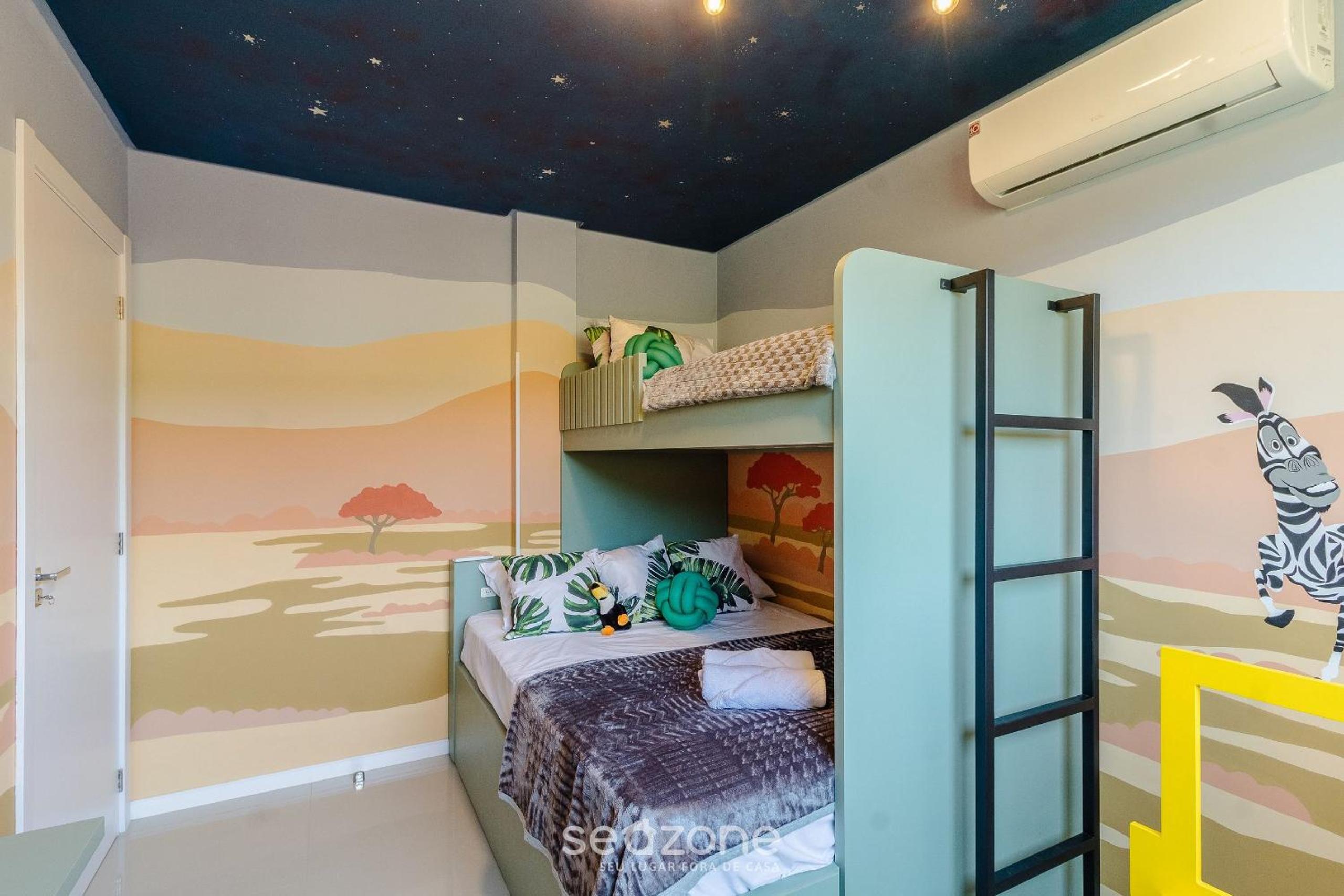 OBP - Modern Condo 600 m from the Beach