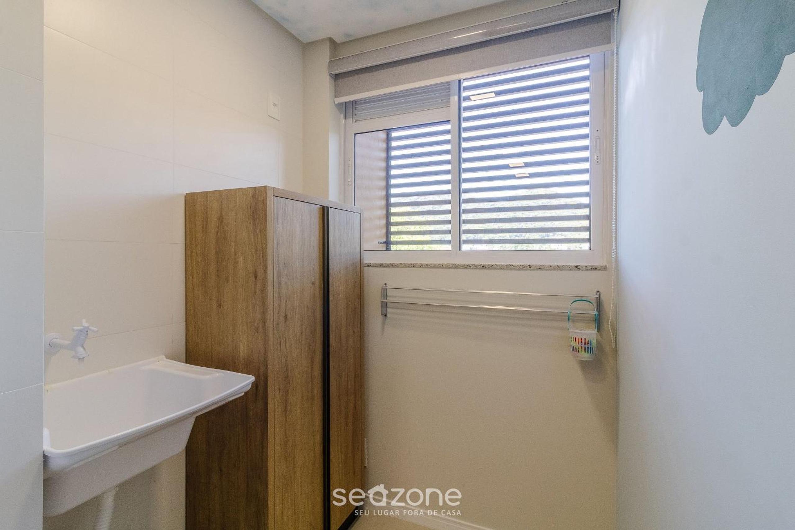 OBP - Modern Condo 600 m from the Beach