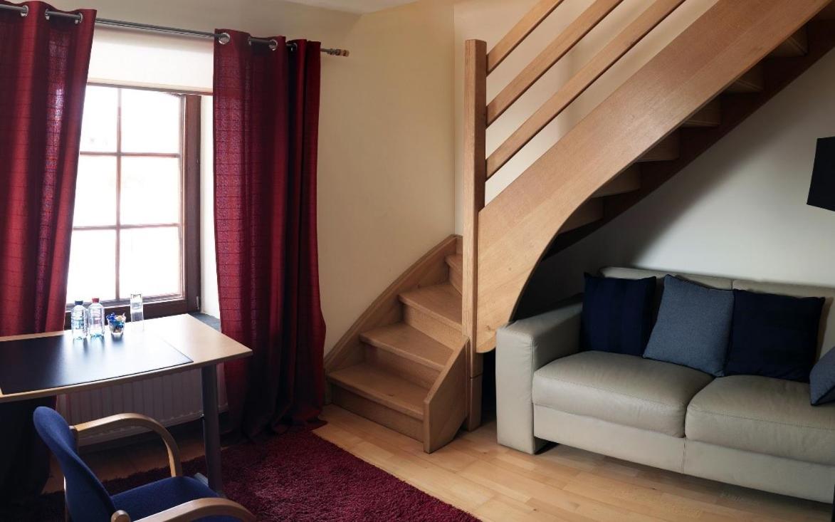 2 huizen voor 60 personen - Hubermont