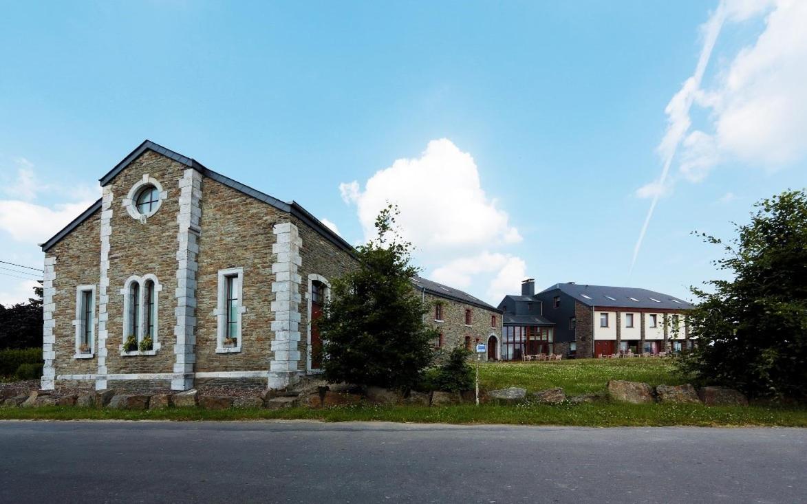 2 huizen voor 60 personen - Hubermont