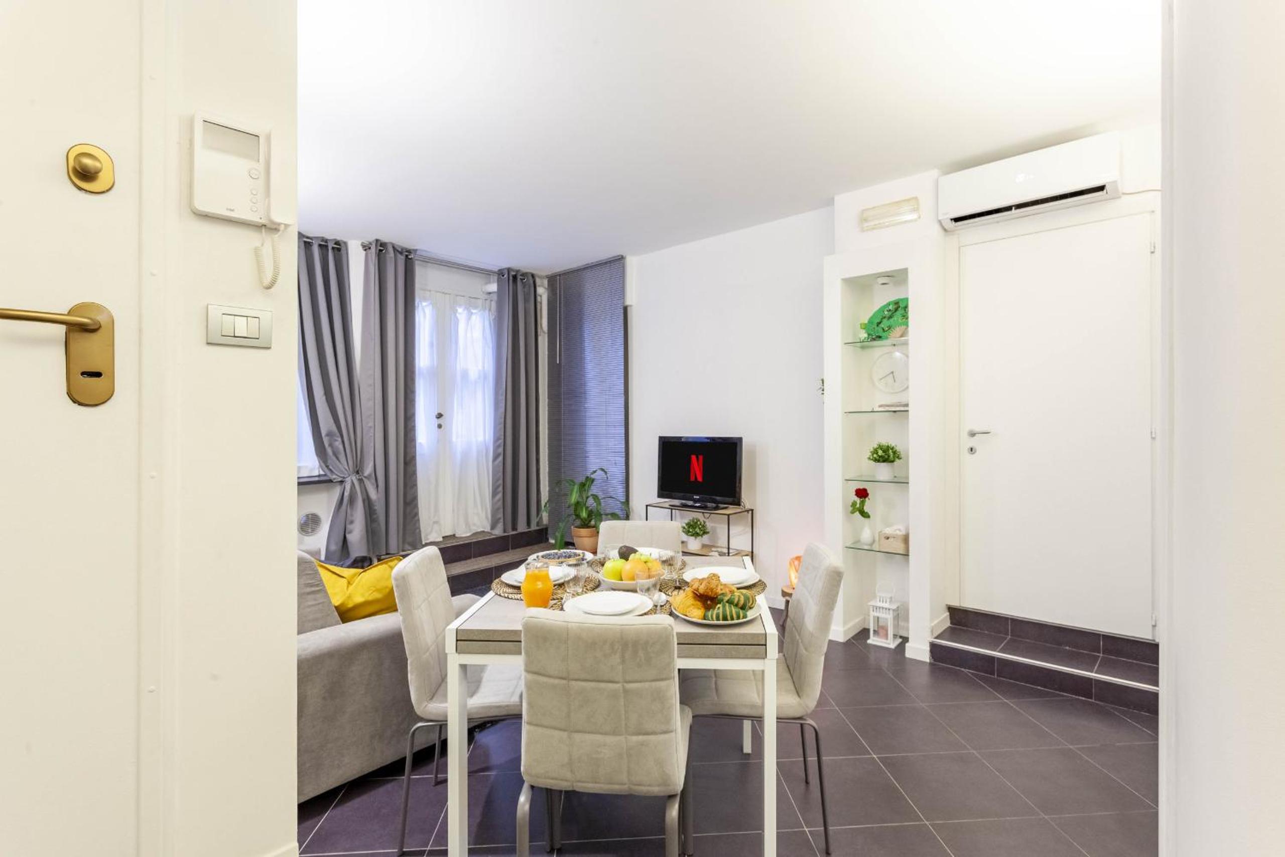 New! Luxury Suite Carlo A, 2 min dal Museo Egizio view 4