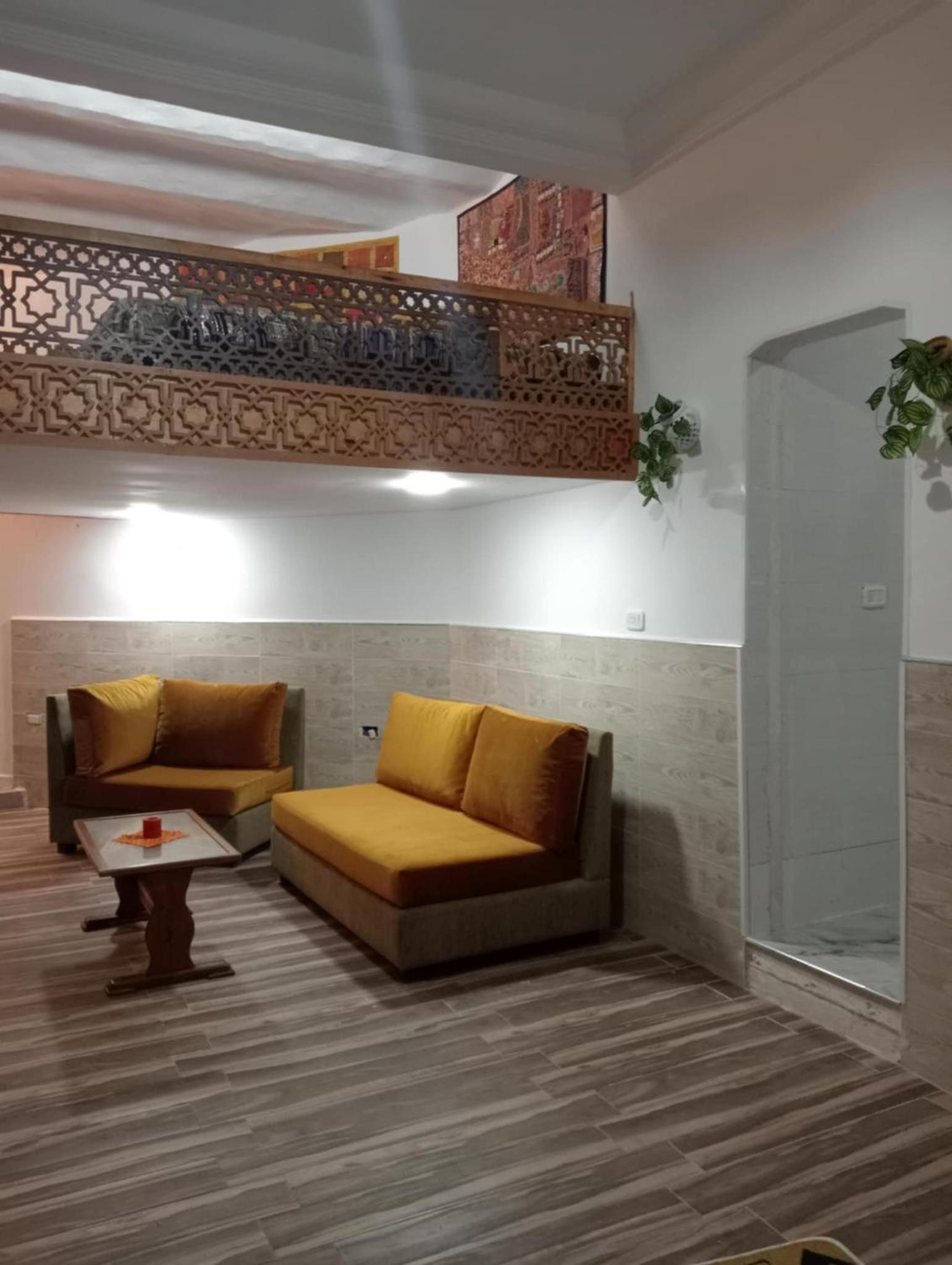 lounge