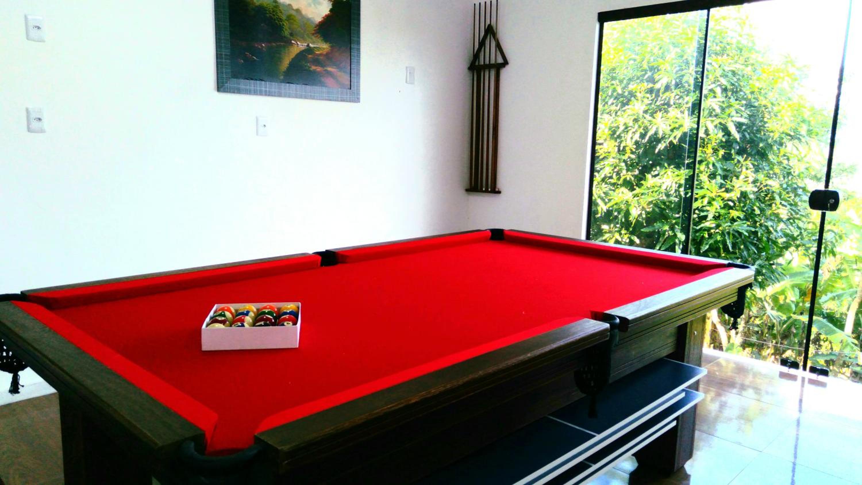 CHÁCARA EM JURERÊ-FLORIPA Piscina salão de jogos e area goumert