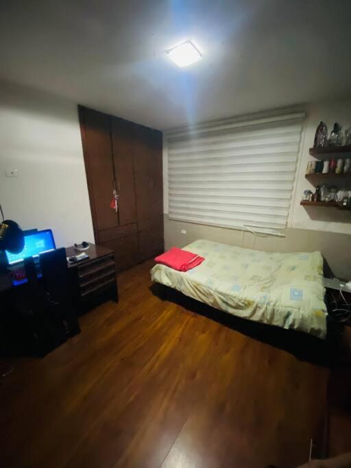 Amplio departamento amoblado, por días y semanas