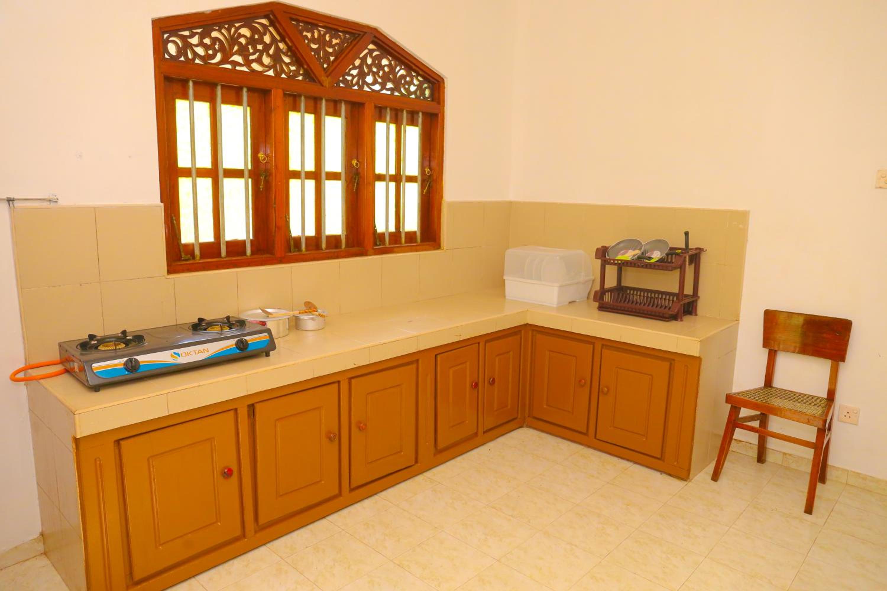LILI Garden Home view 4