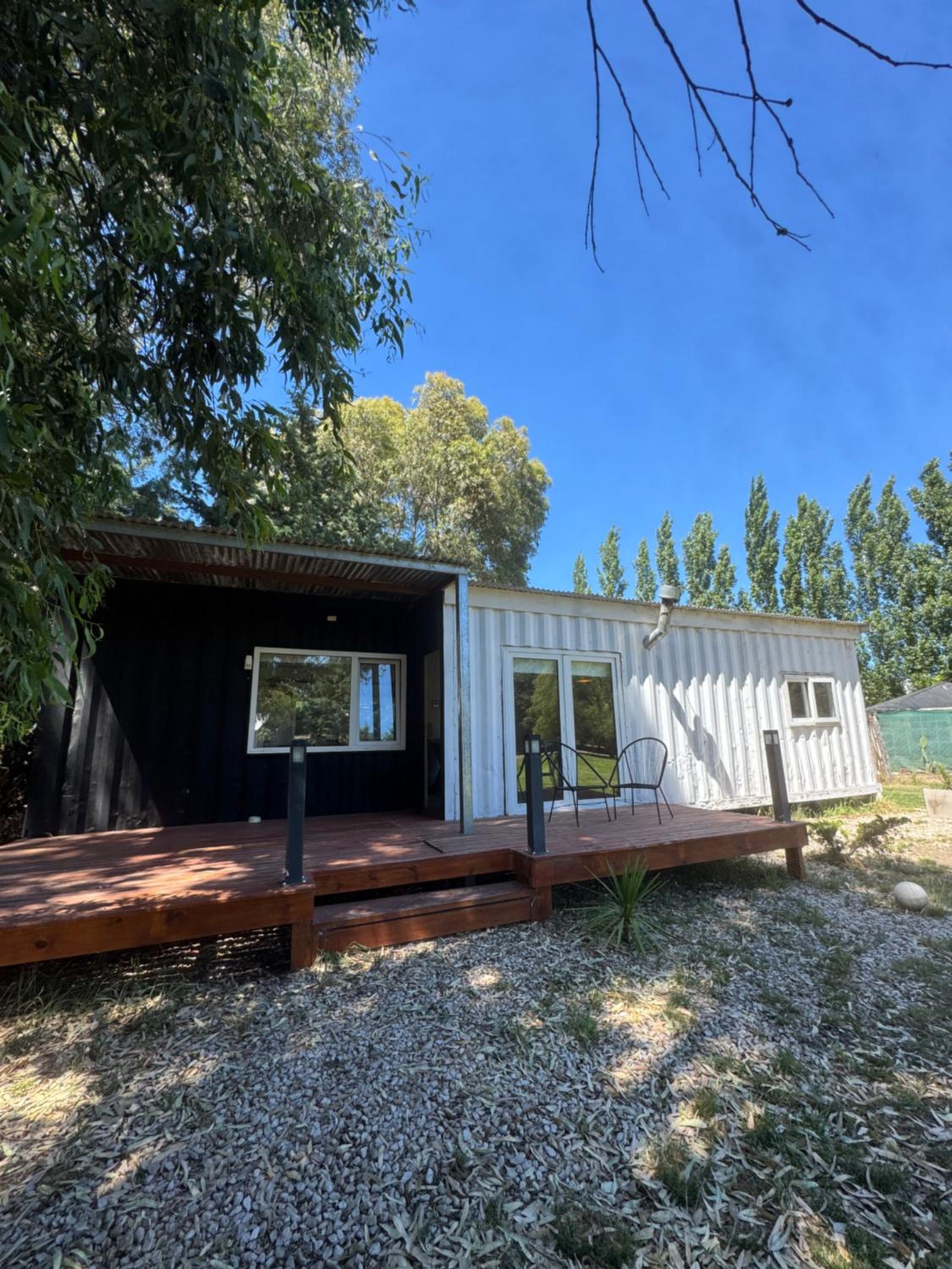 Casita Container al rio y a 30 min del Mar!