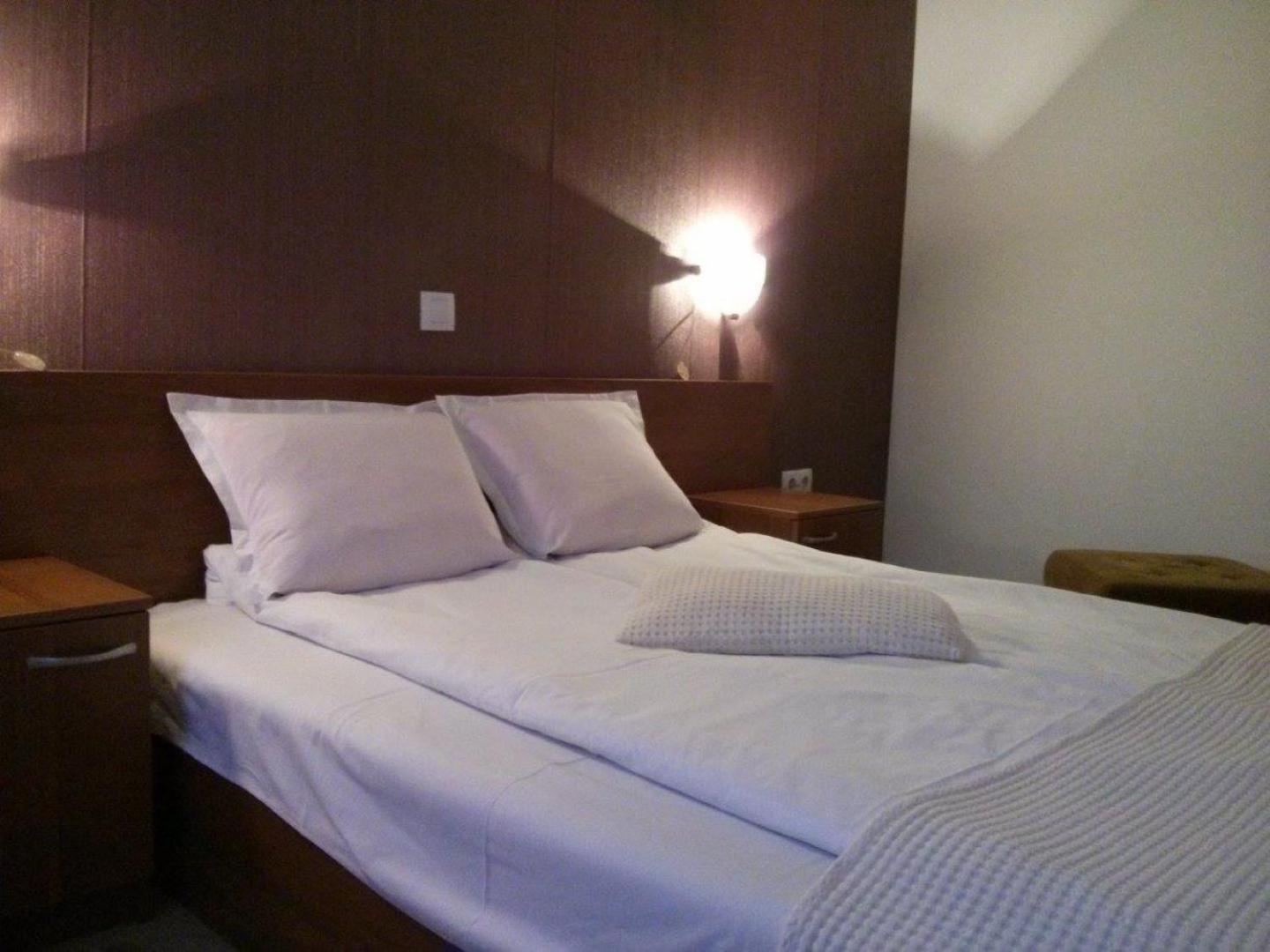 Granat Gondola Apartments next to Ski Lift