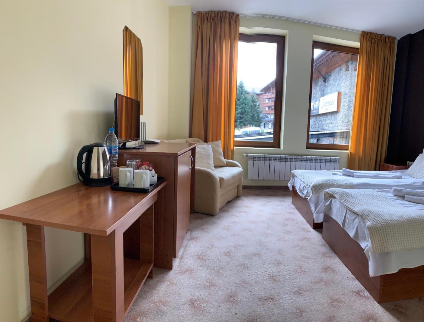 Granat Gondola Apartments next to Ski Lift
