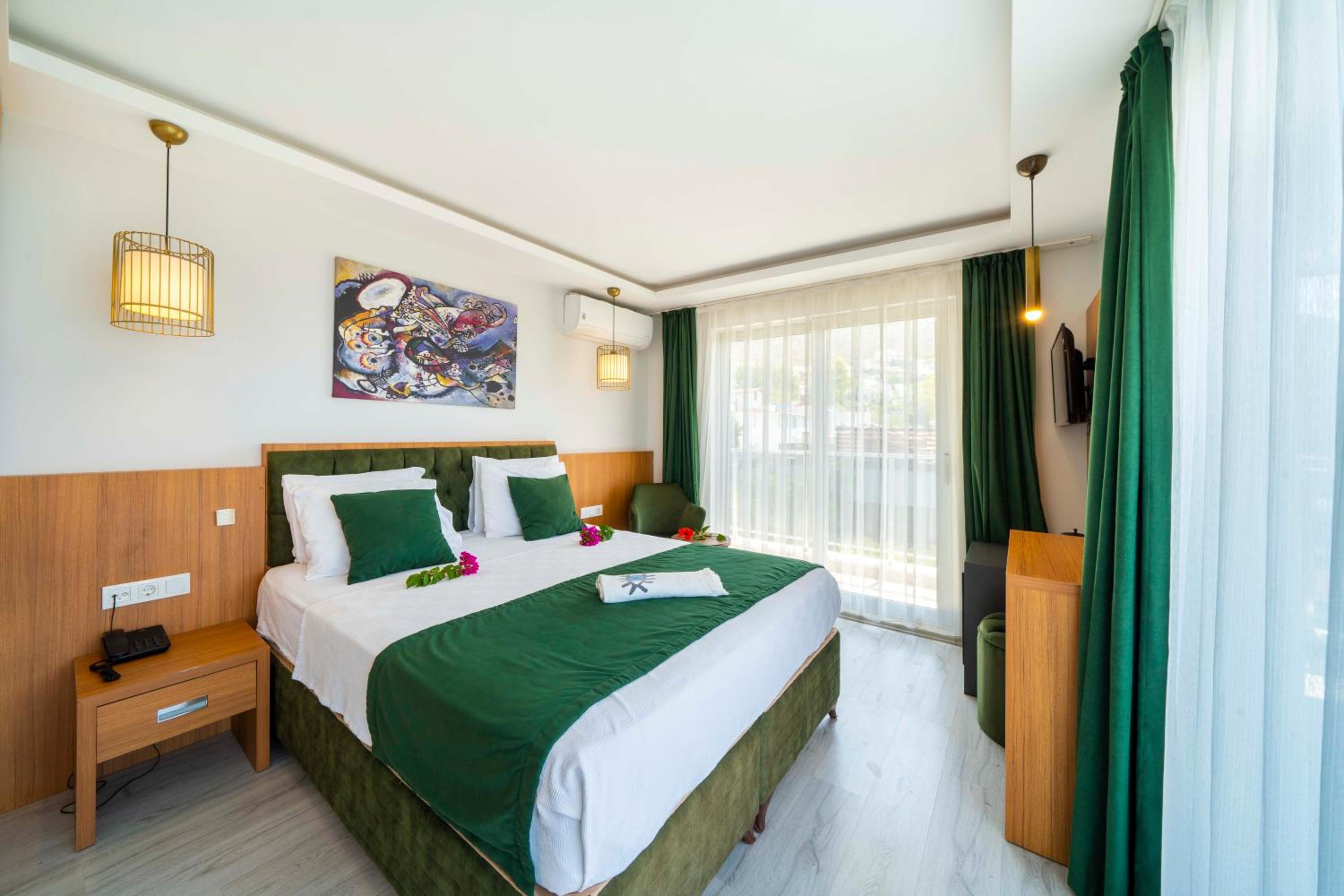 Mogons Exclusive Hotel - Image 135