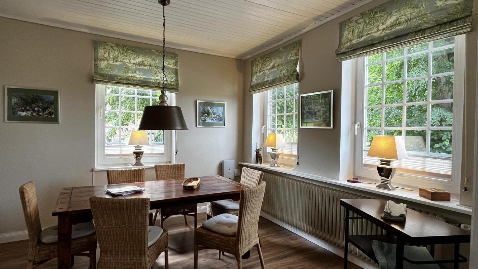Ostseeurlaub auf Gutshof mit Kamin, Sauna und eingezäuntem Garten