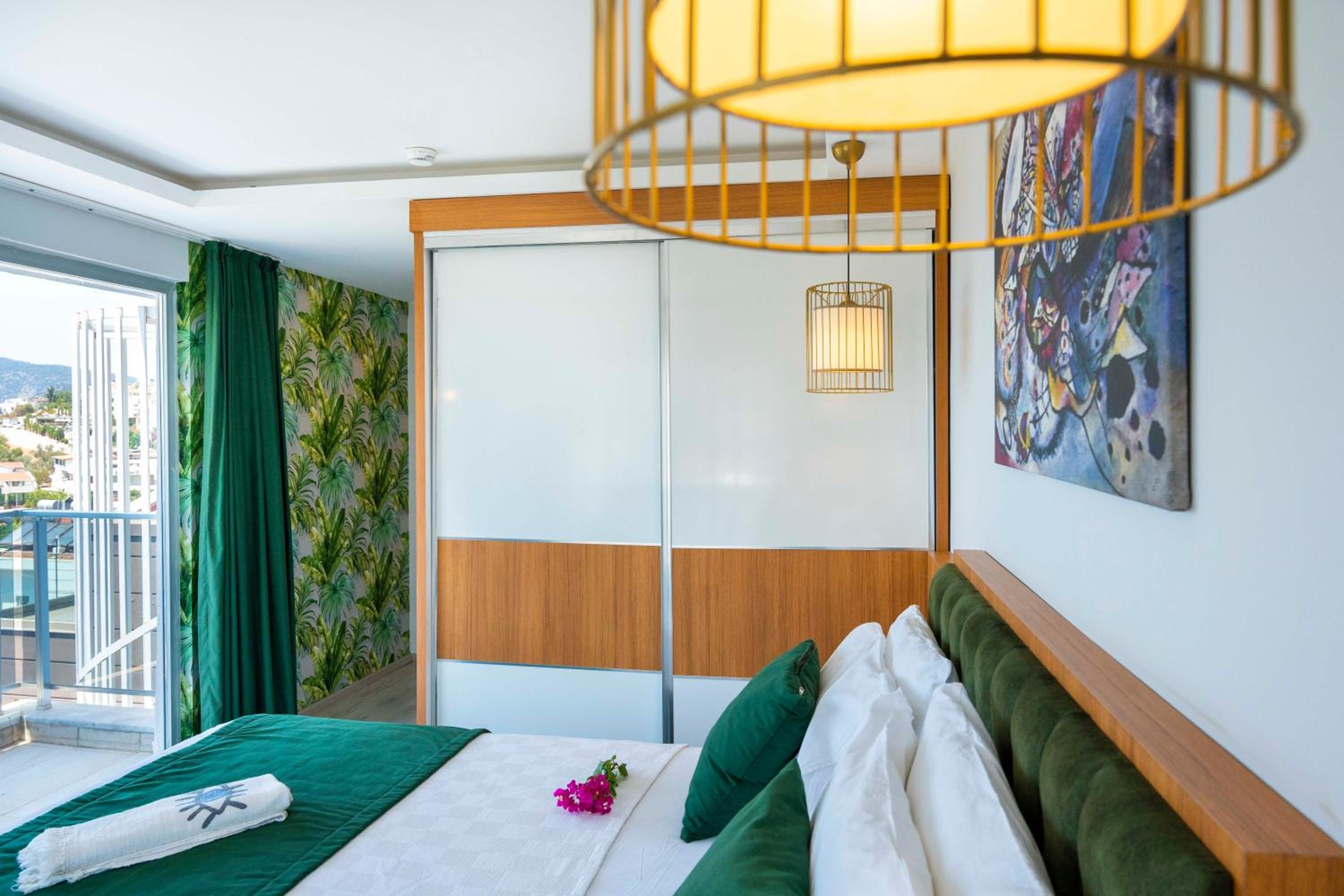 Mogons Exclusive Hotel - Image 13