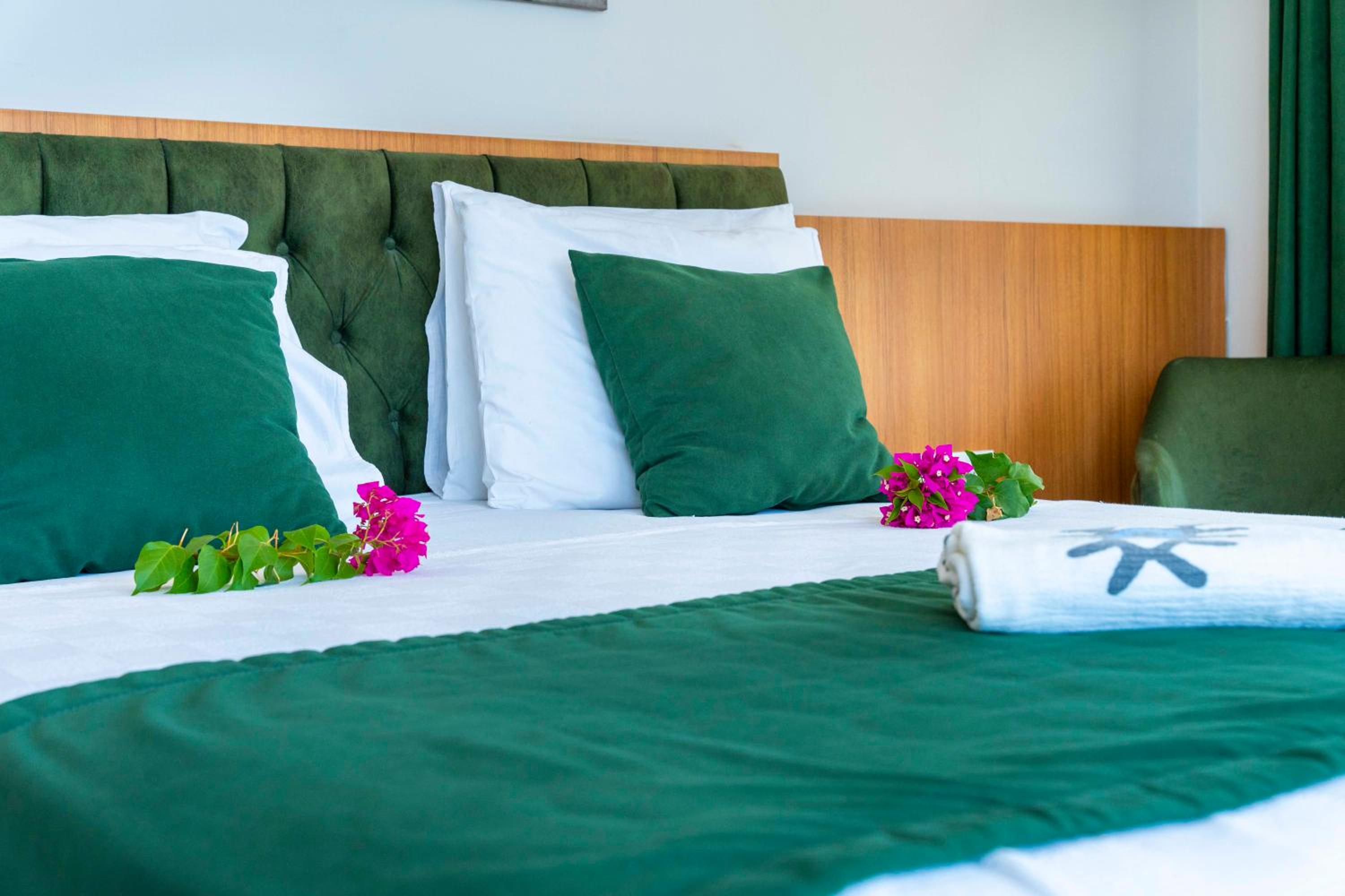 Mogons Exclusive Hotel - Image 14