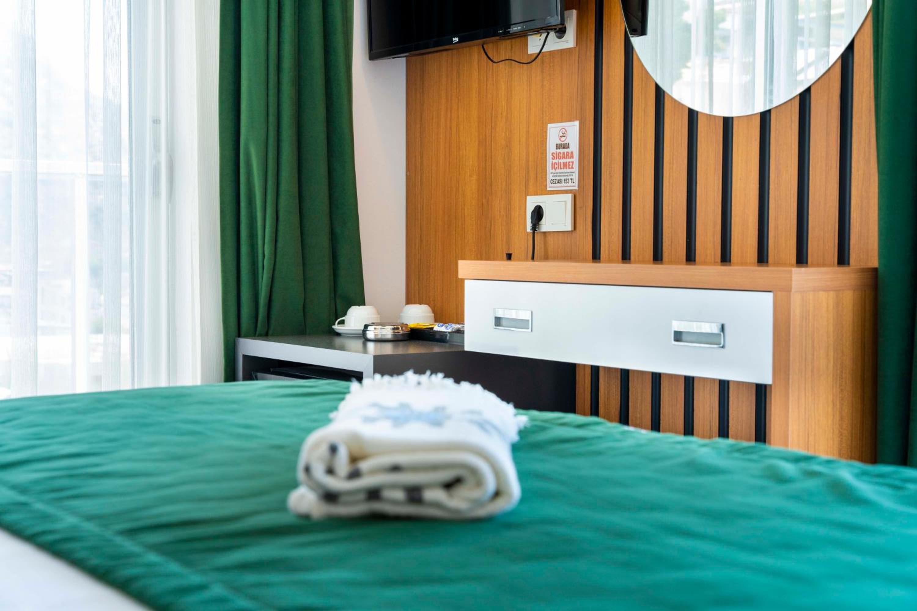 Mogons Exclusive Hotel - Image 11
