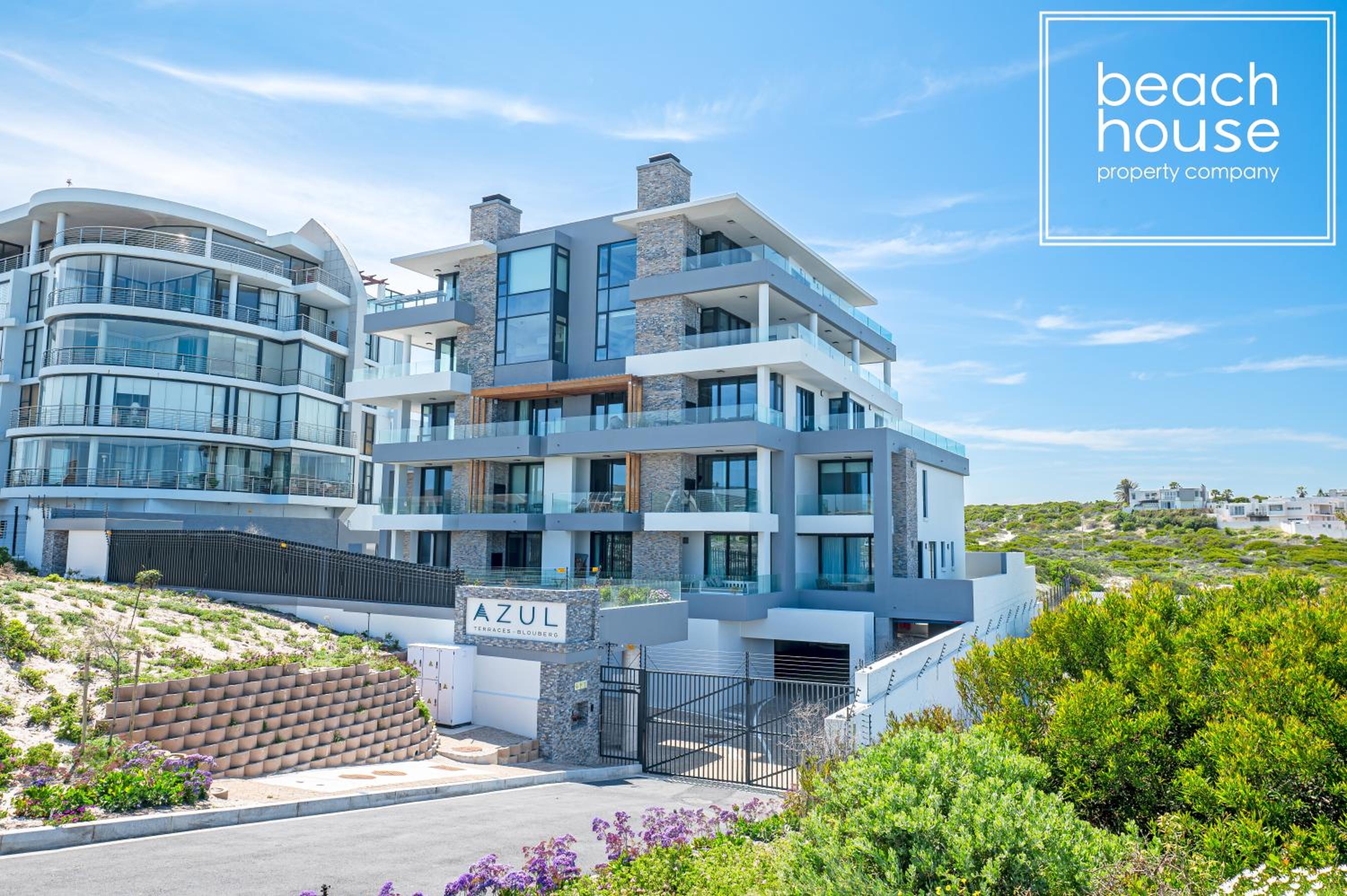 Designer Beachfront 2 bed with swimming pool in Blouberg, Cape Town- 02 Azul view 4