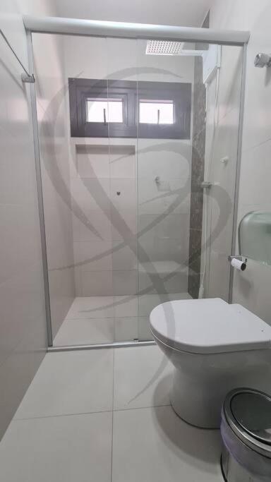 Casa alto padrão 400m da Praia Brava Fpolis