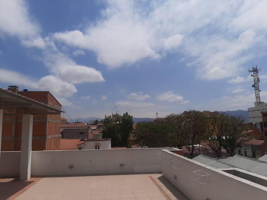 Departamento Grande 2 cuadras plaza principal