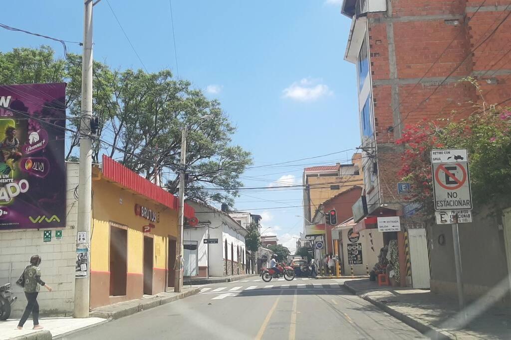 Departamento Grande 2 cuadras plaza principal