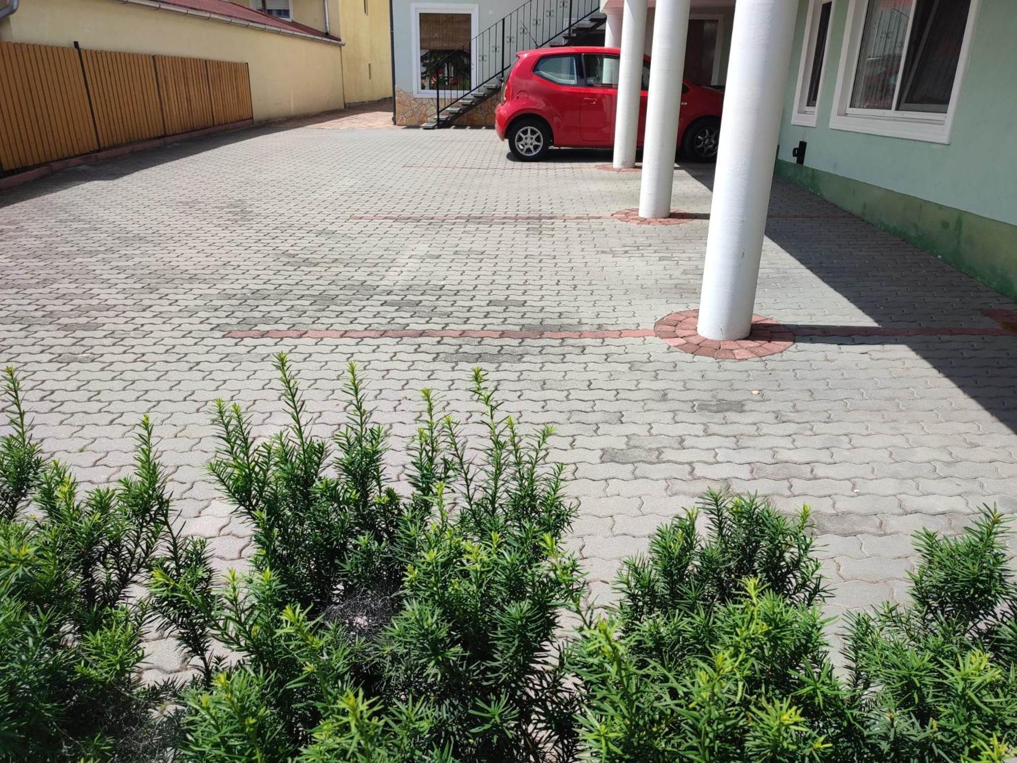 Photo 40