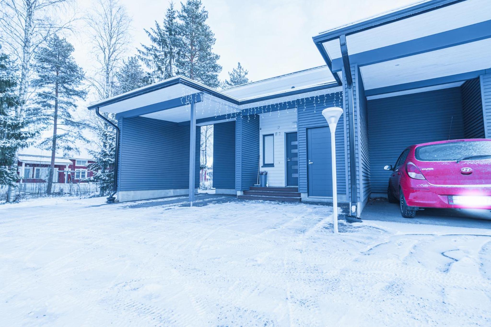 Residential Homes Lapland Row House