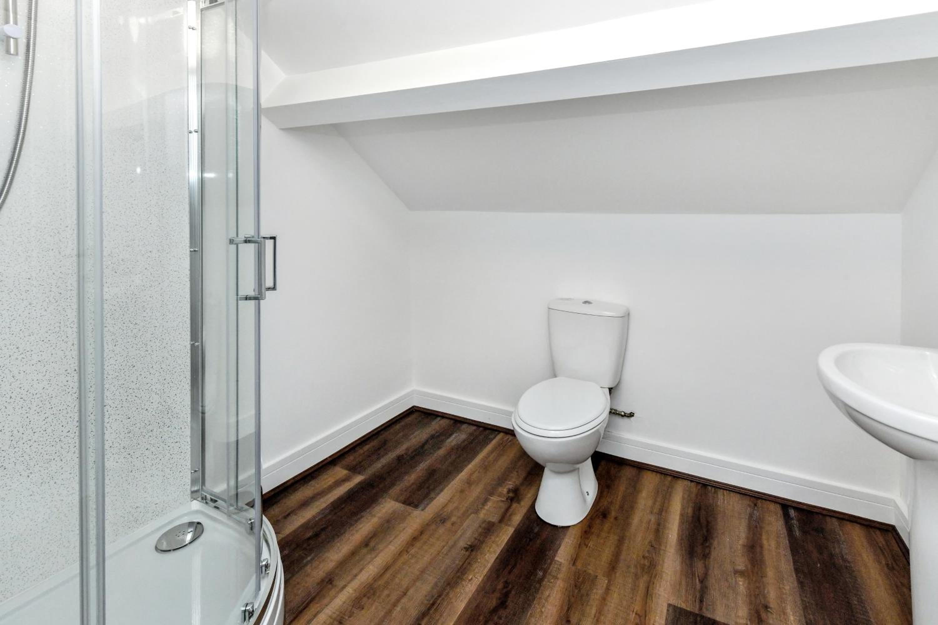 Nottingham Vacations - Church Street Flat 13 - Minimalist Studio in Basford - Property Image 12