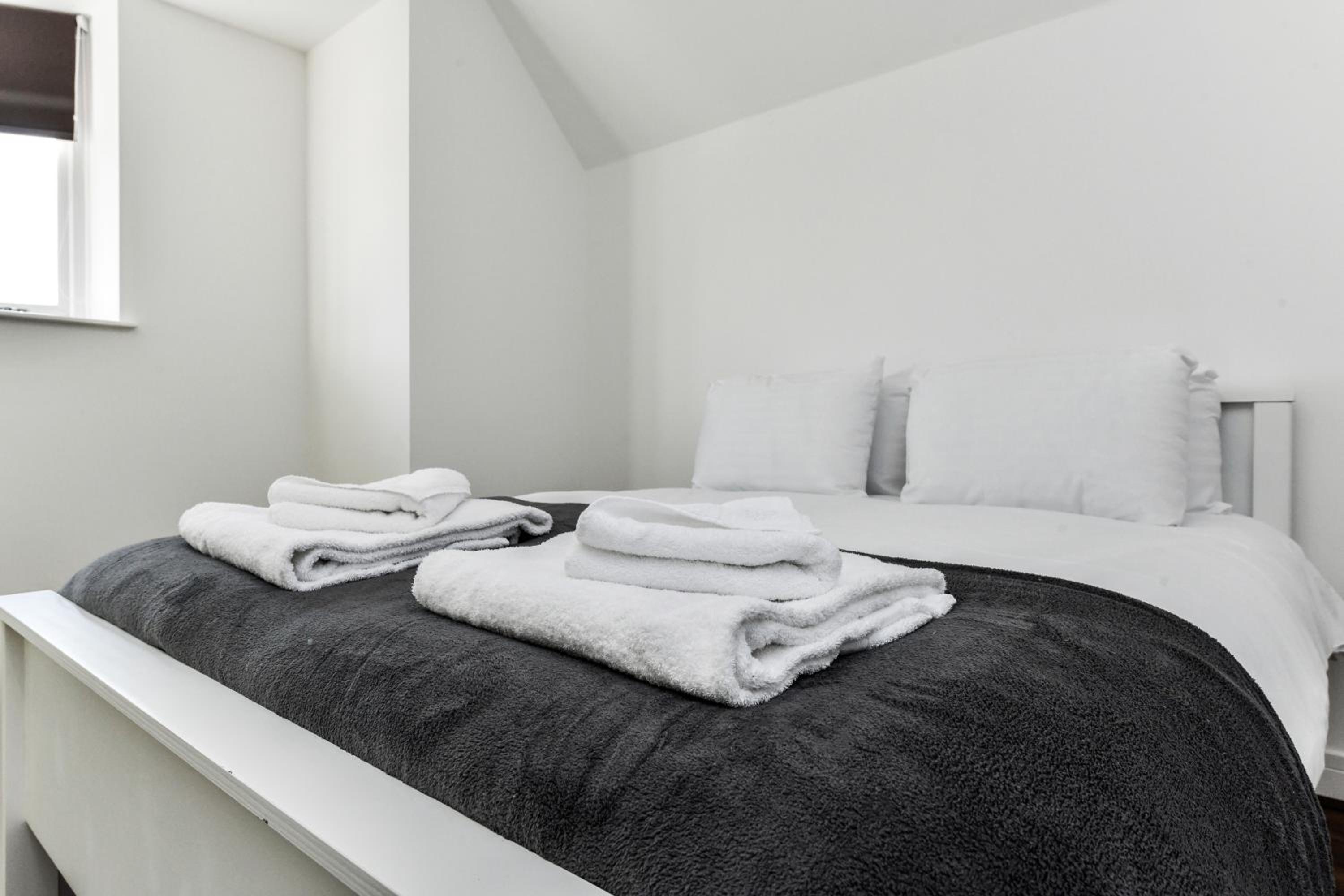 Nottingham Vacations - Church Street Flat 13 - Minimalist Studio in Basford - Property Image 2