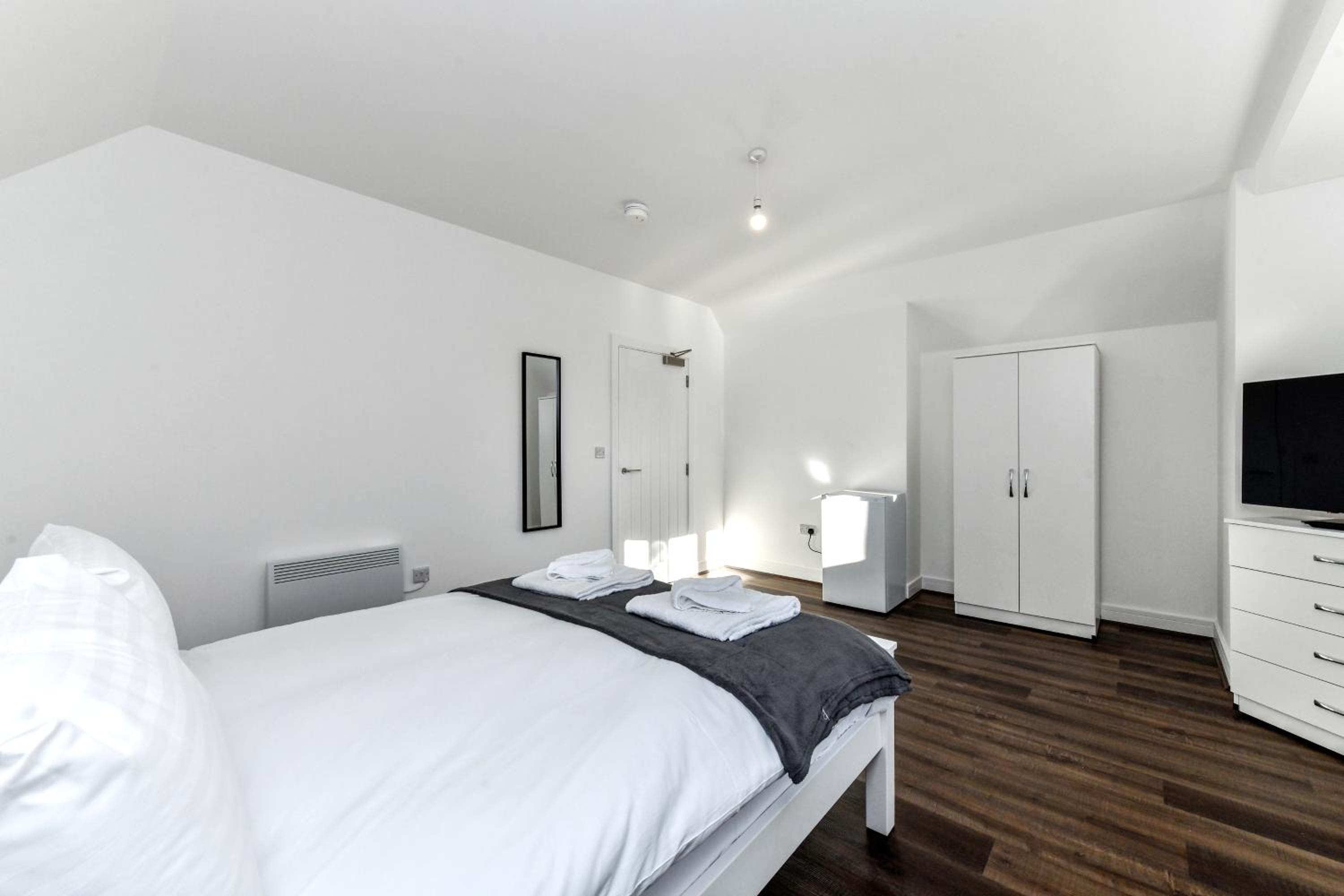 Nottingham Vacations - Church Street Flat 13 - Minimalist Studio in Basford - Property Image 19