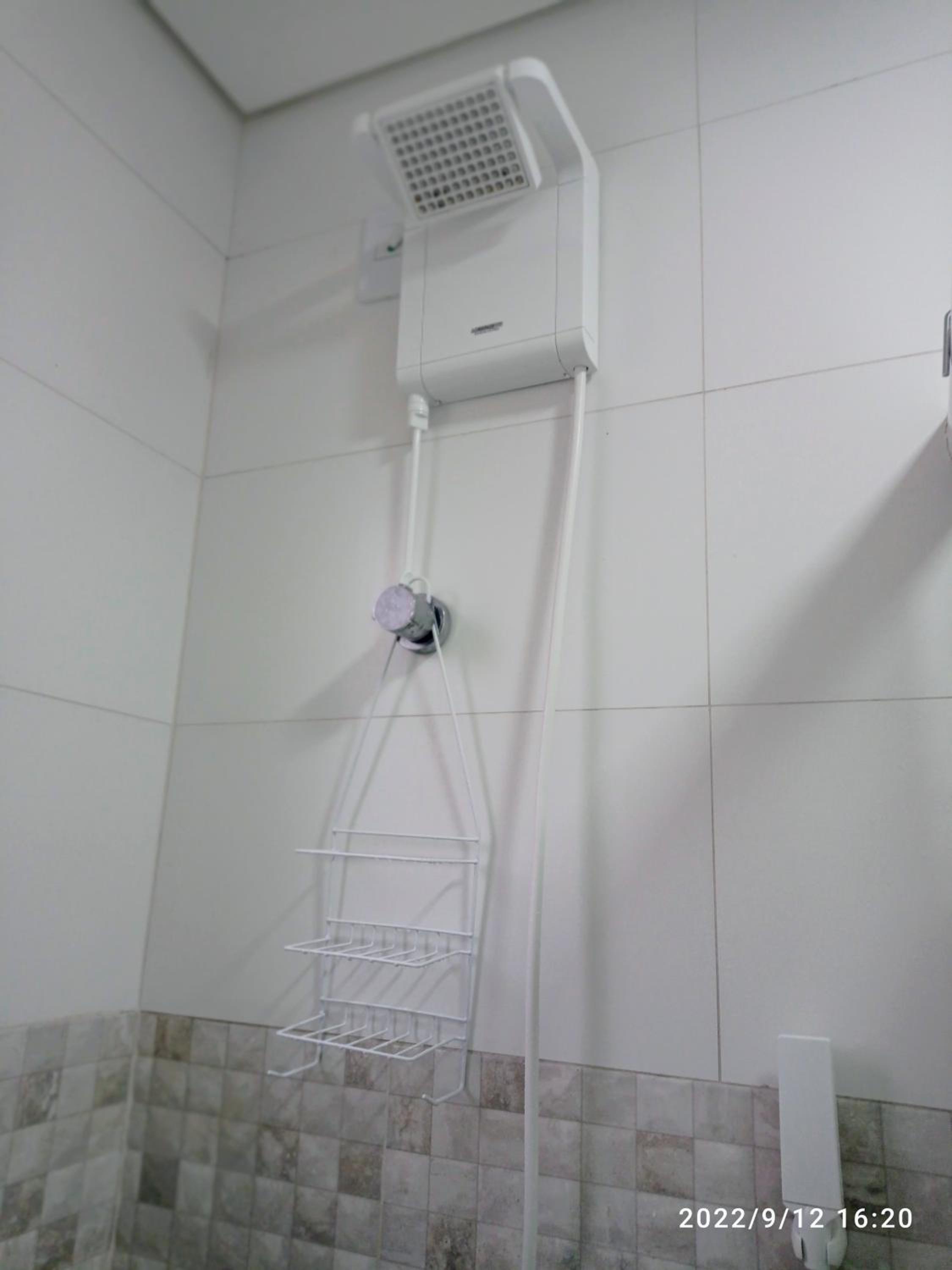 Suíte privativa nos Ingleses em apartamento compartilhado