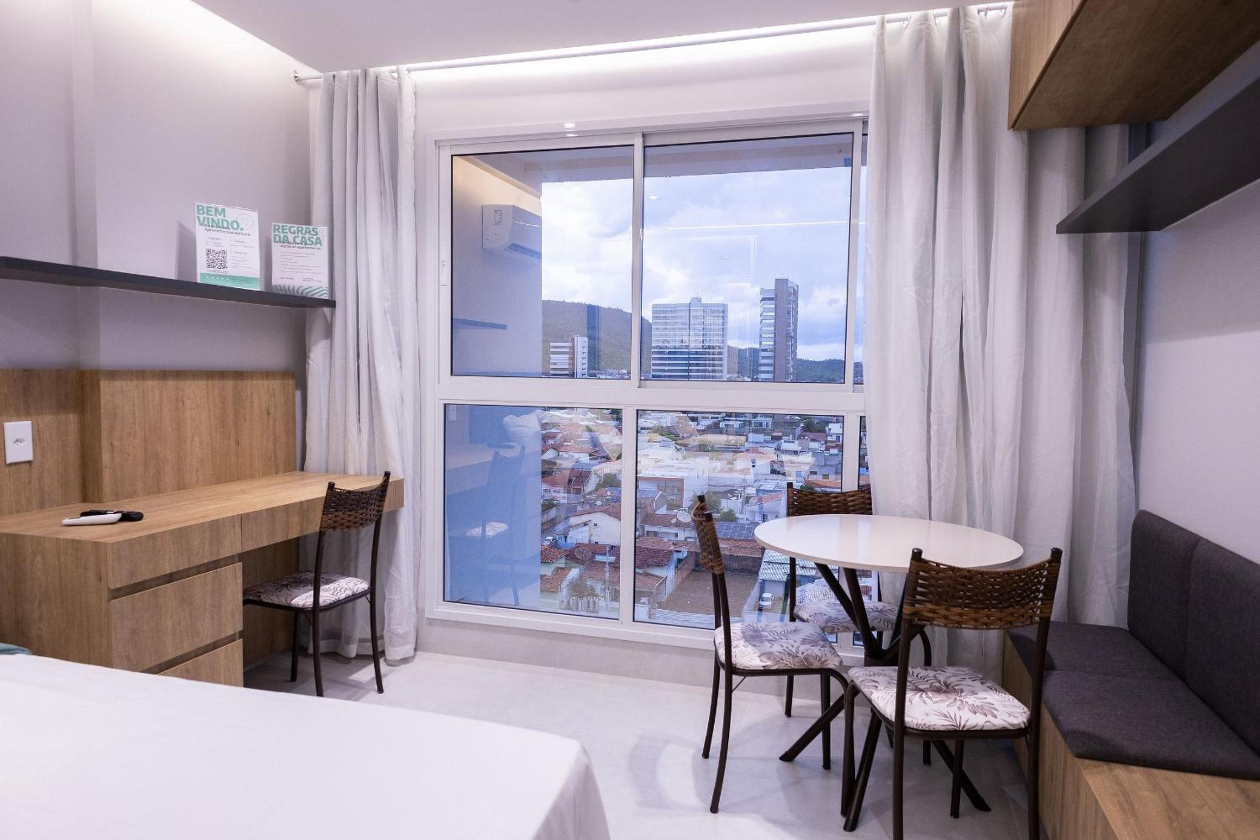 Estúdios modernos no City House by WeHousy