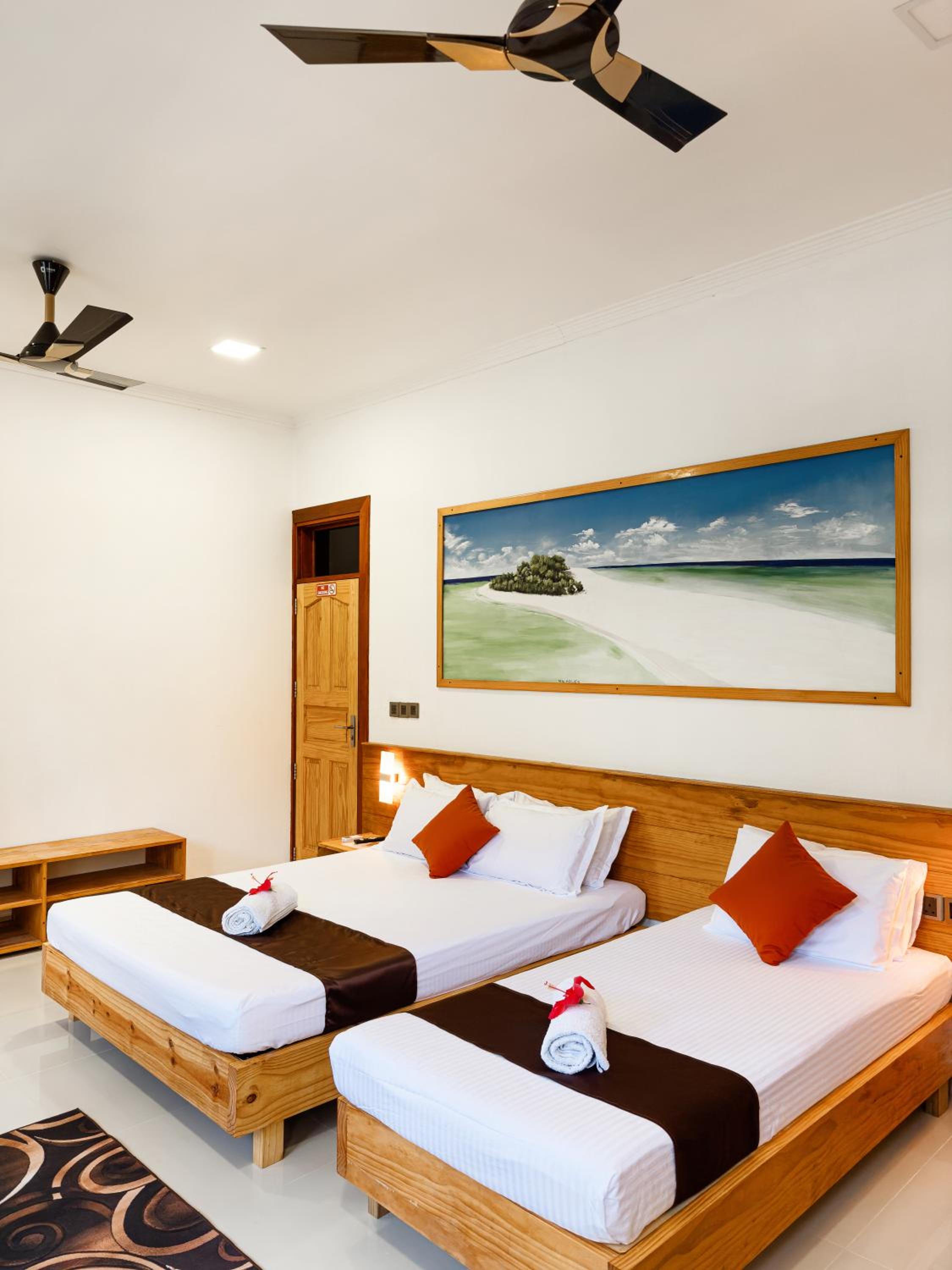 Utheemu Bahaaru Inn