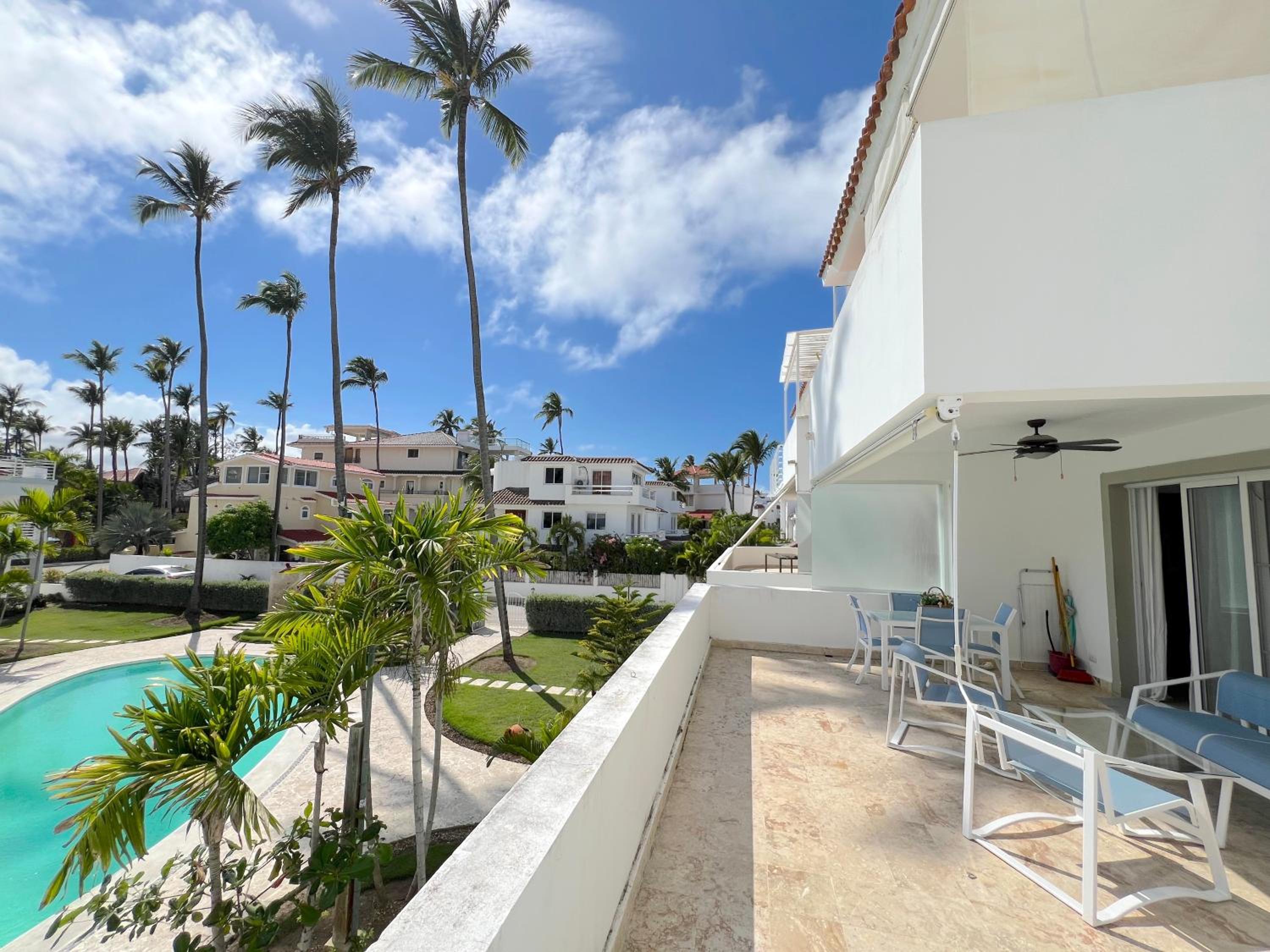 CORAL VILLAS Private Beach Resort and Spa
