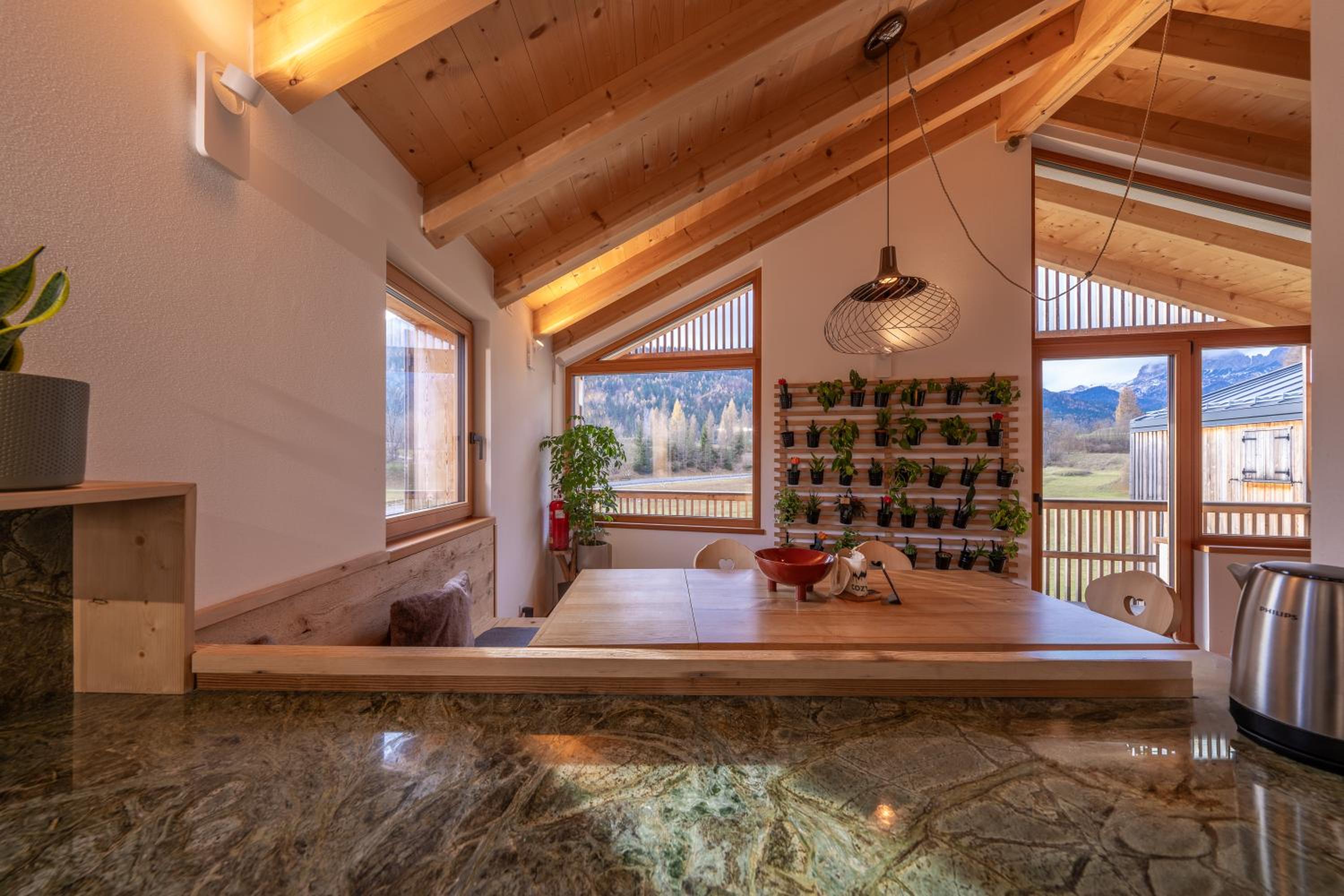 GreenWood Chalet - Spacious Alpine Retreat with Mountain Views