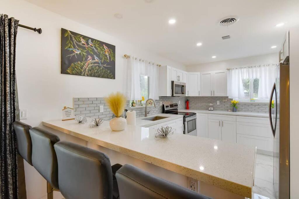 Hogar Kendall Home