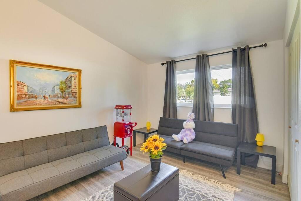 Hogar Kendall Home
