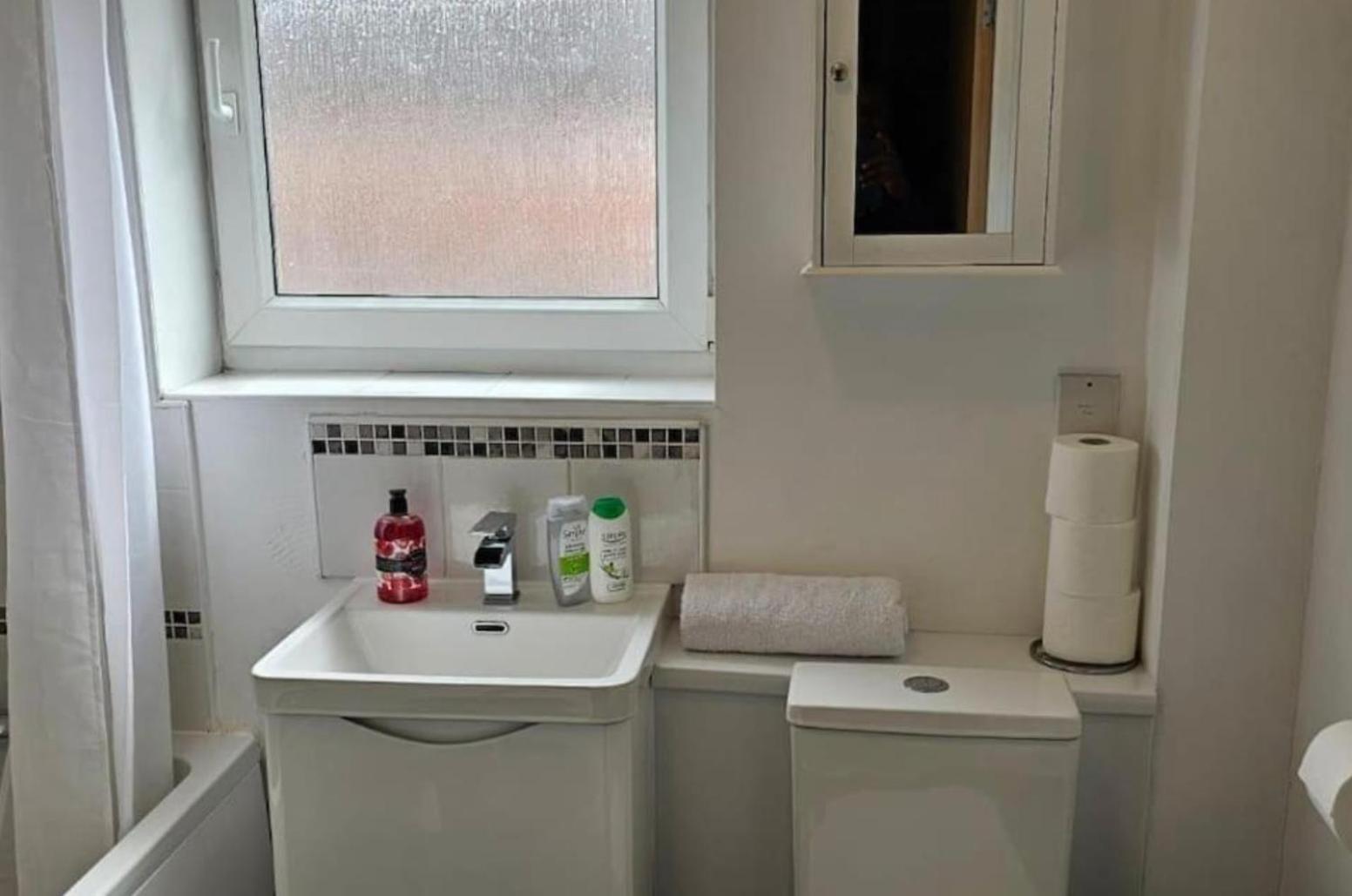 Sheffield Park View Apartment