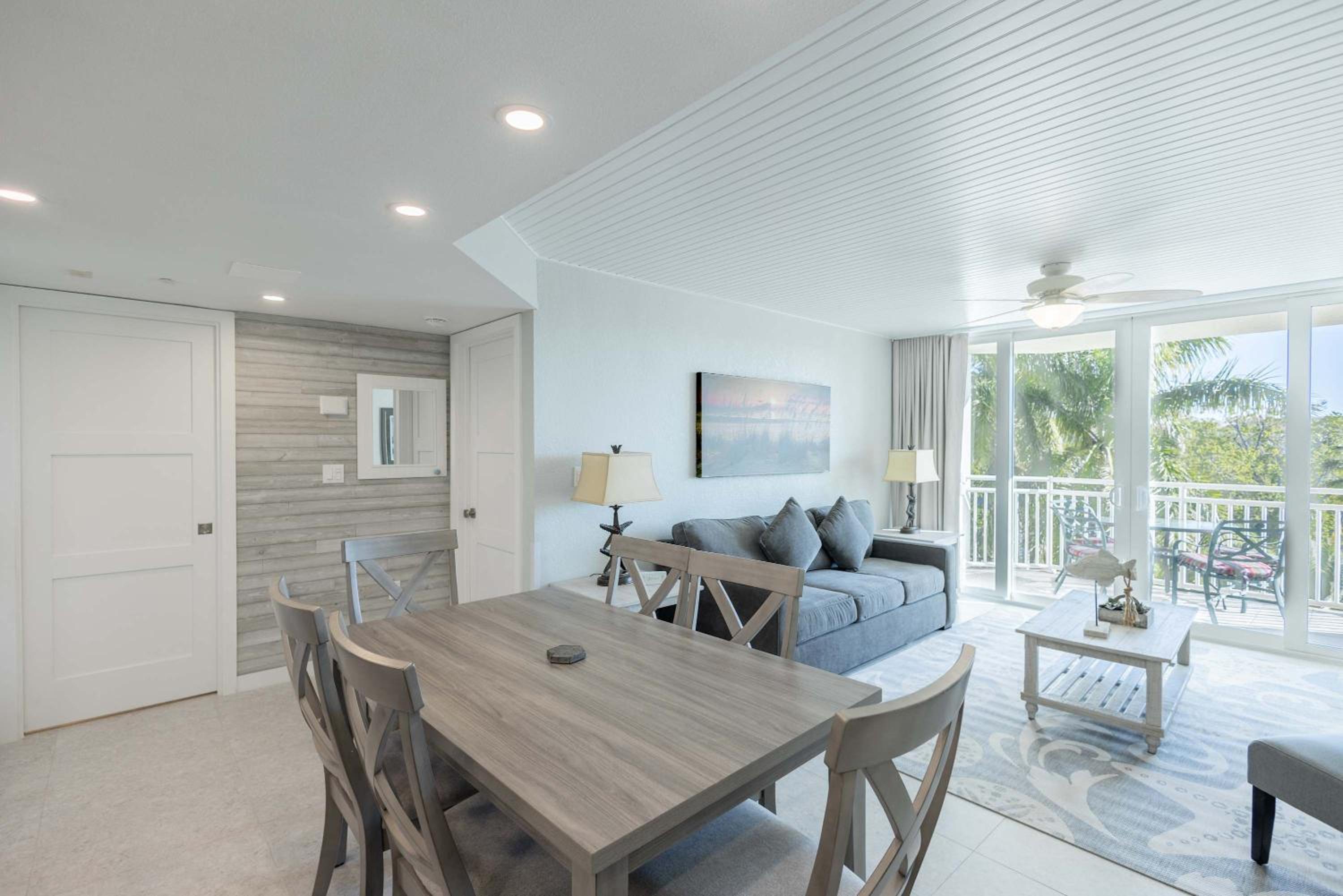 The Exuma Cay -Pool View & Parking