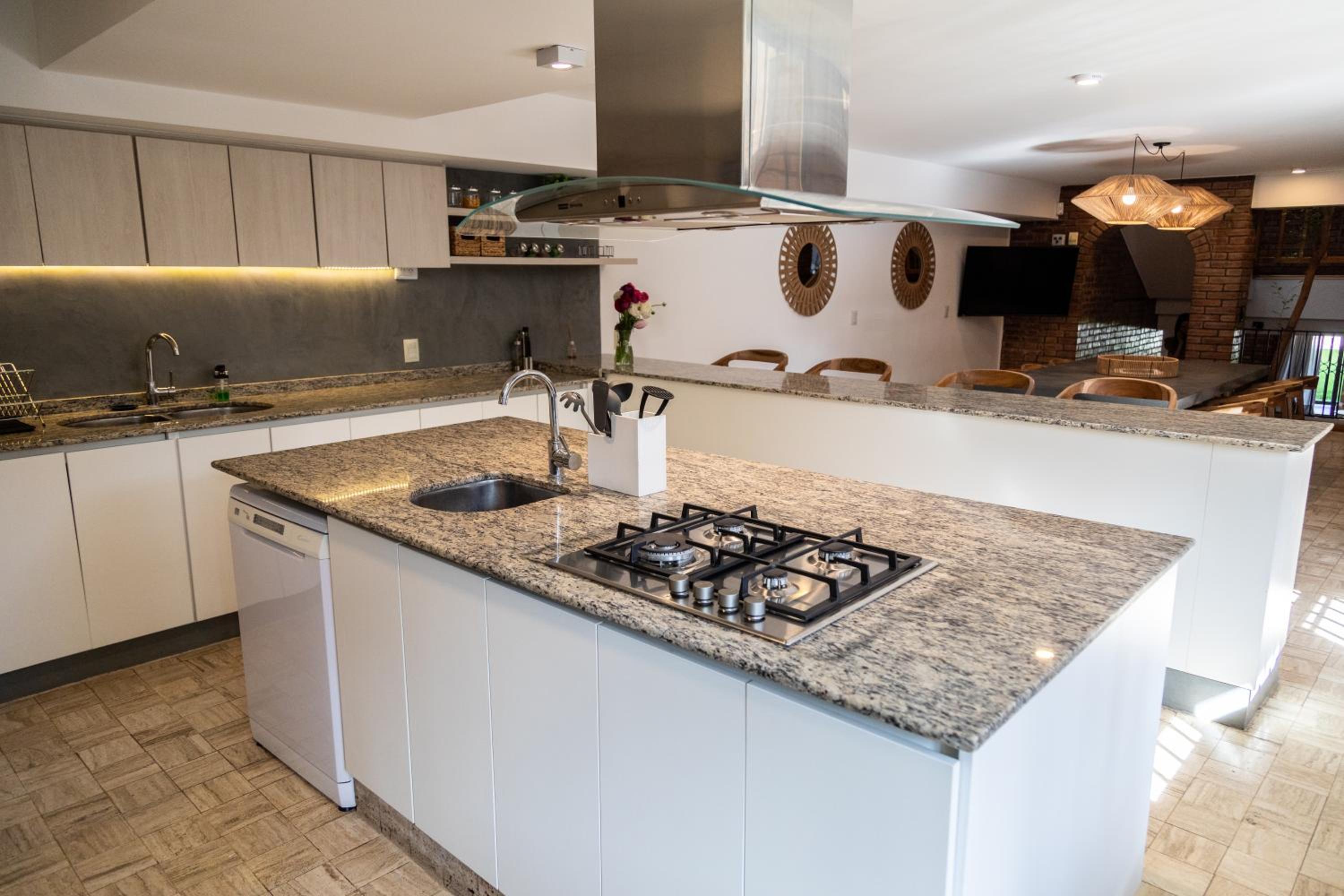 CASA ALMA LUXURY HOME