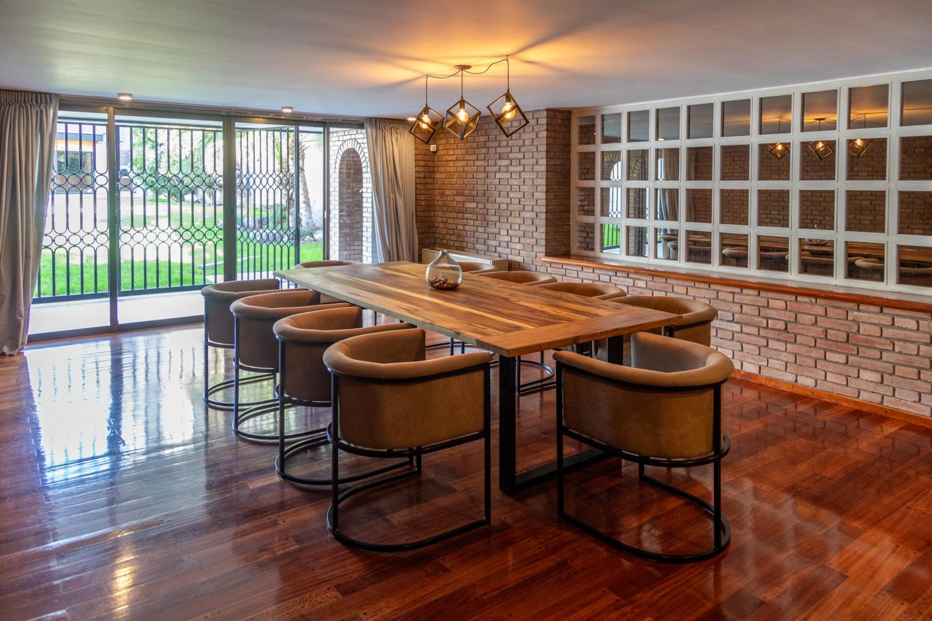 CASA ALMA LUXURY HOME
