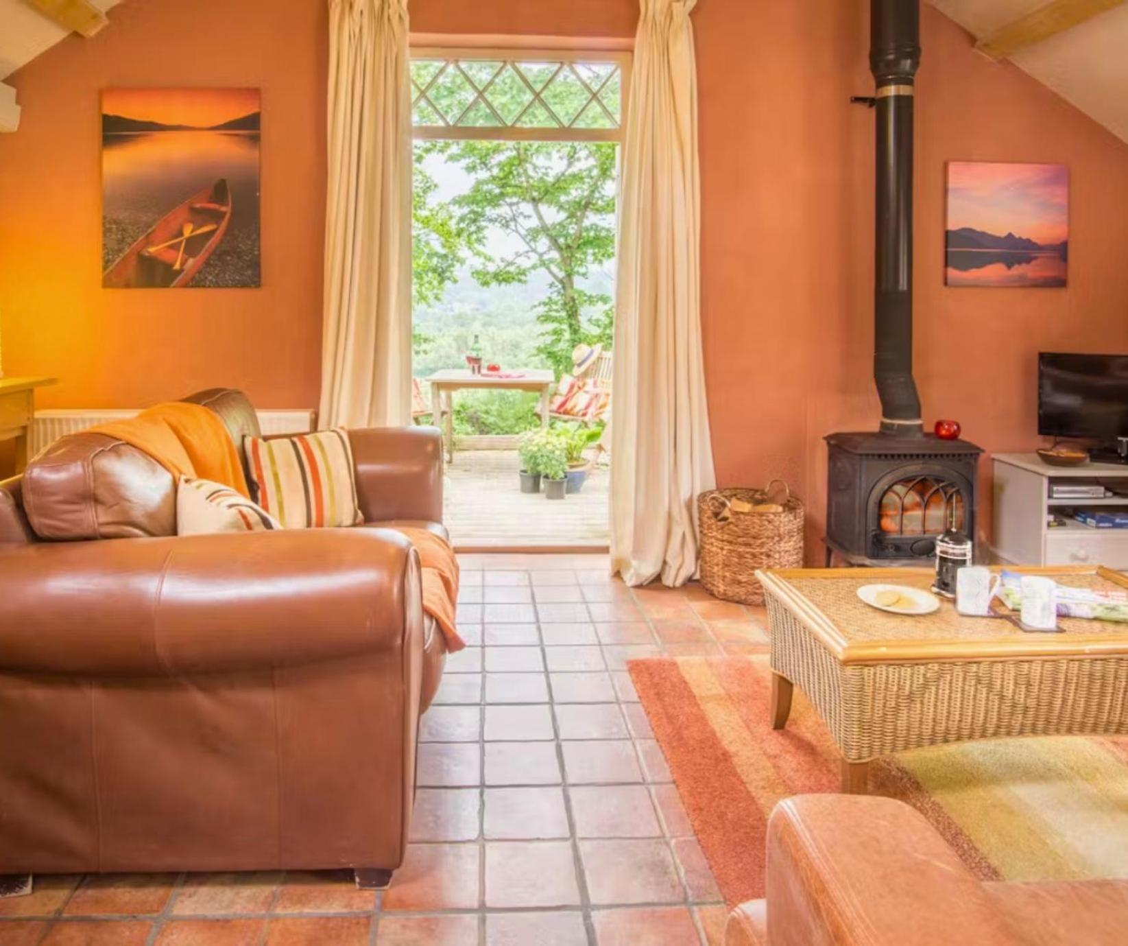 Thyme Lodge Newcastle Emlyn view 2