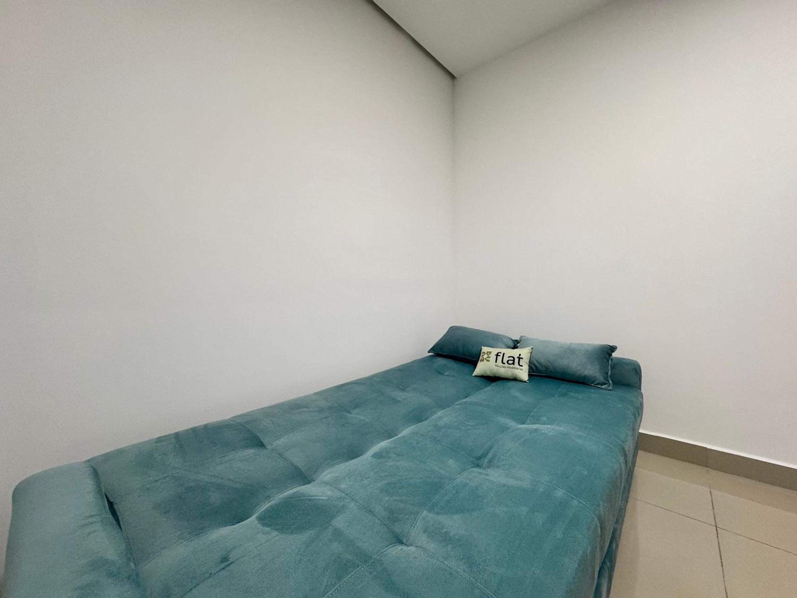 Studio Moderno no Sudoeste: Garagem e Tudo a Pé