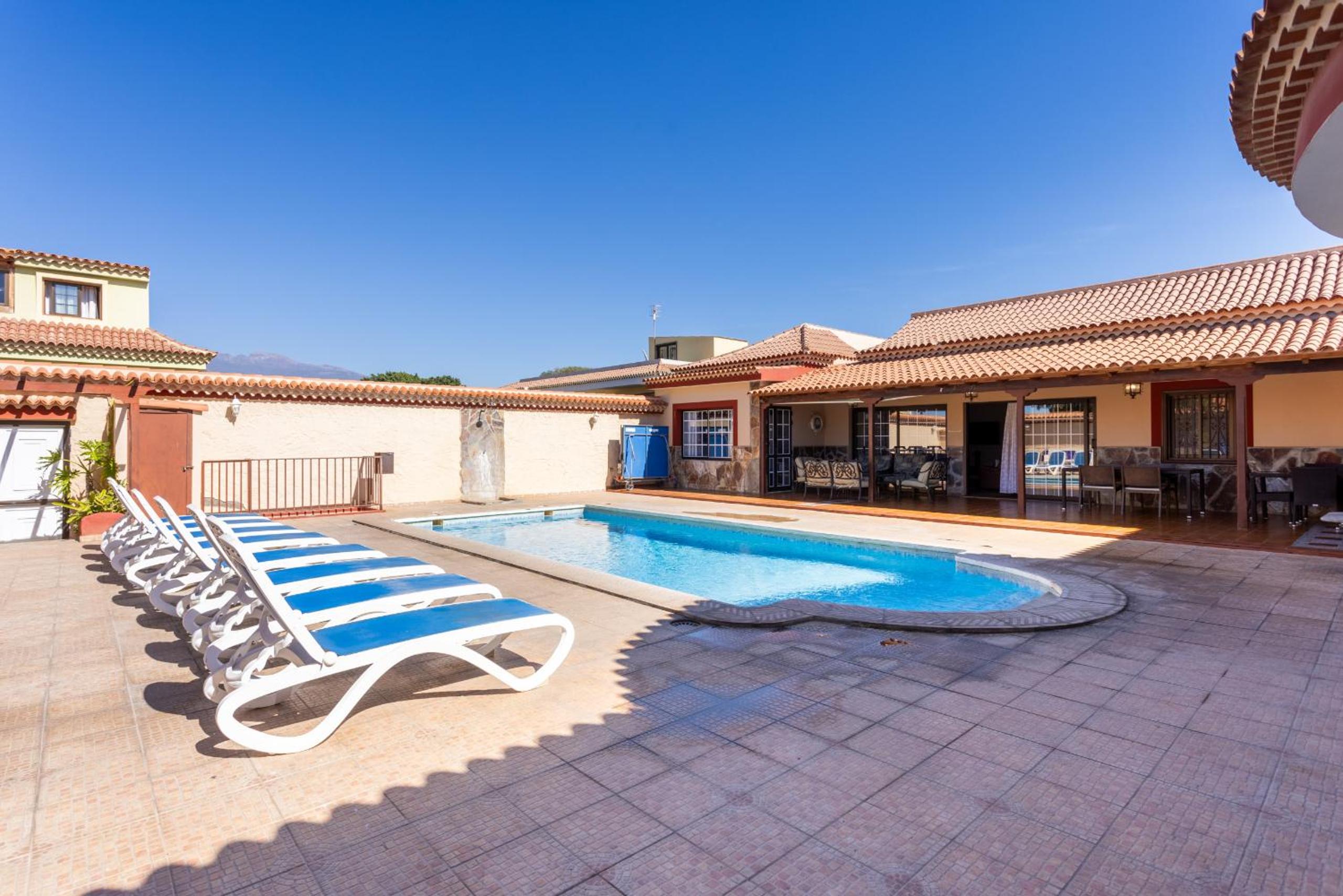 Vivienda Vacacional FLORATERE Piscina y Relax