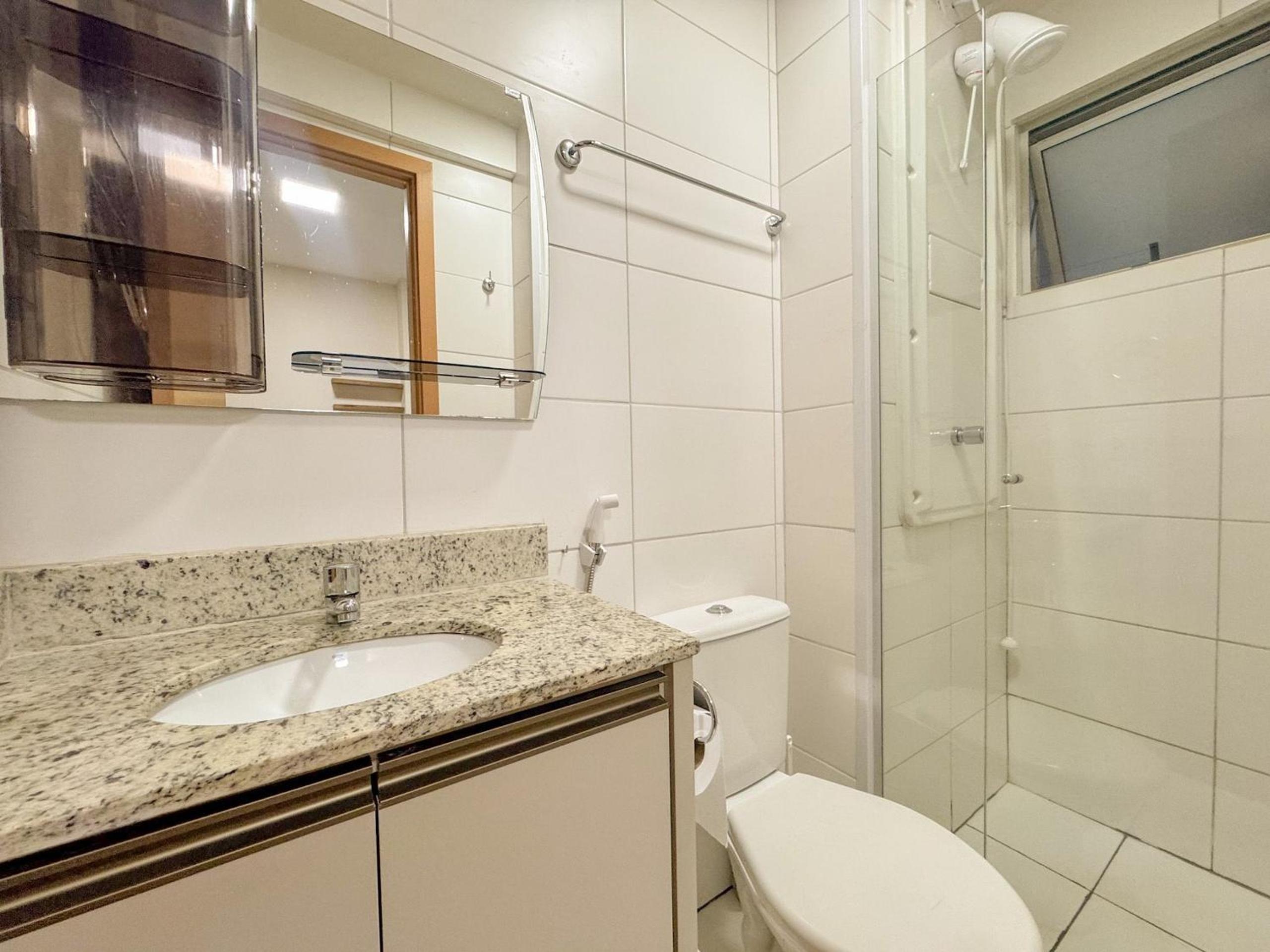 APTO 2 quartos com Piscina, Metrô